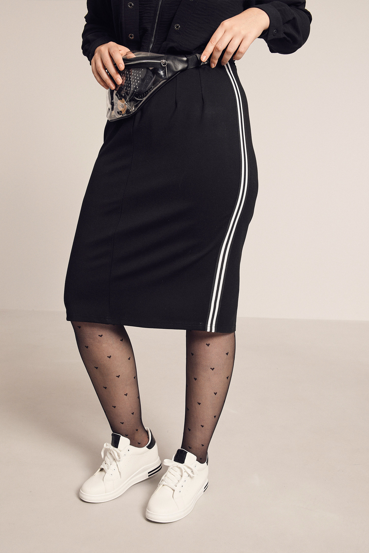 Stretch skirt with bands