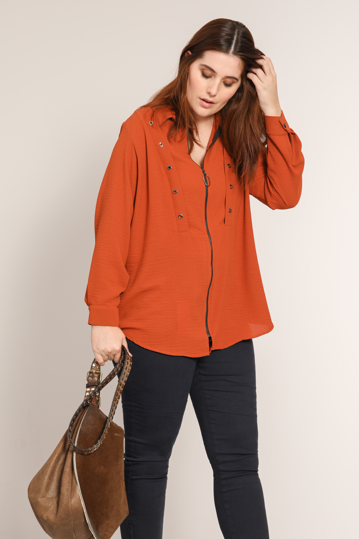Chemise en viscose avec oeillet
