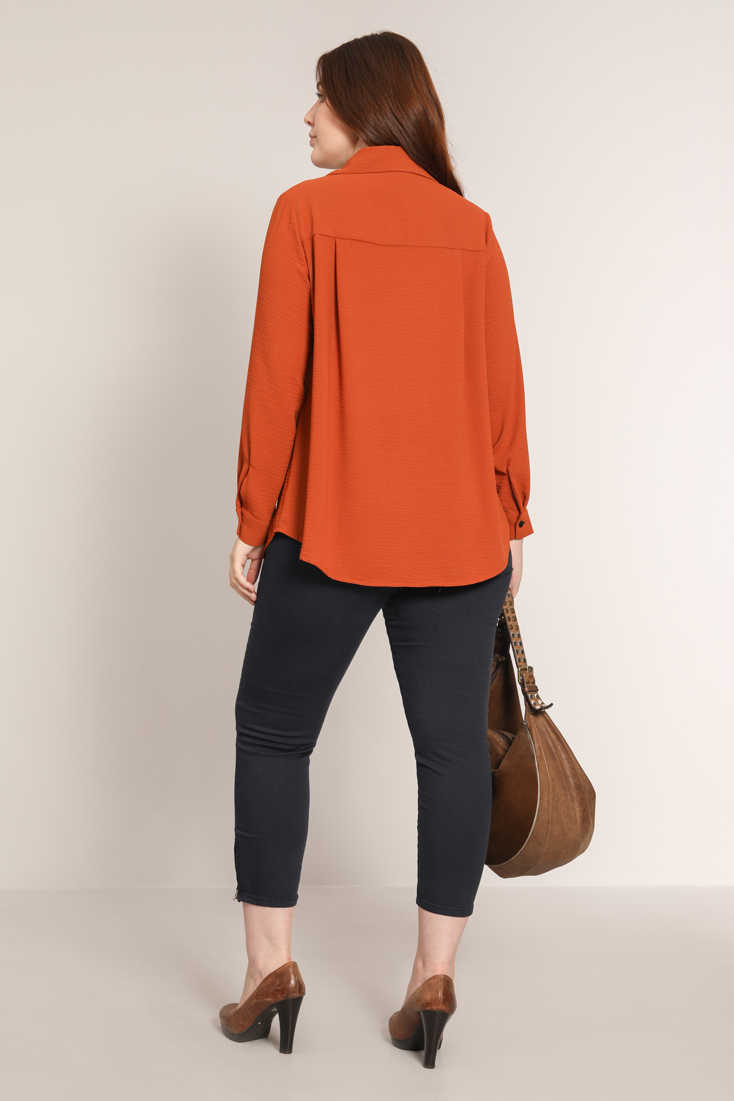 Chemise en viscose avec oeillet