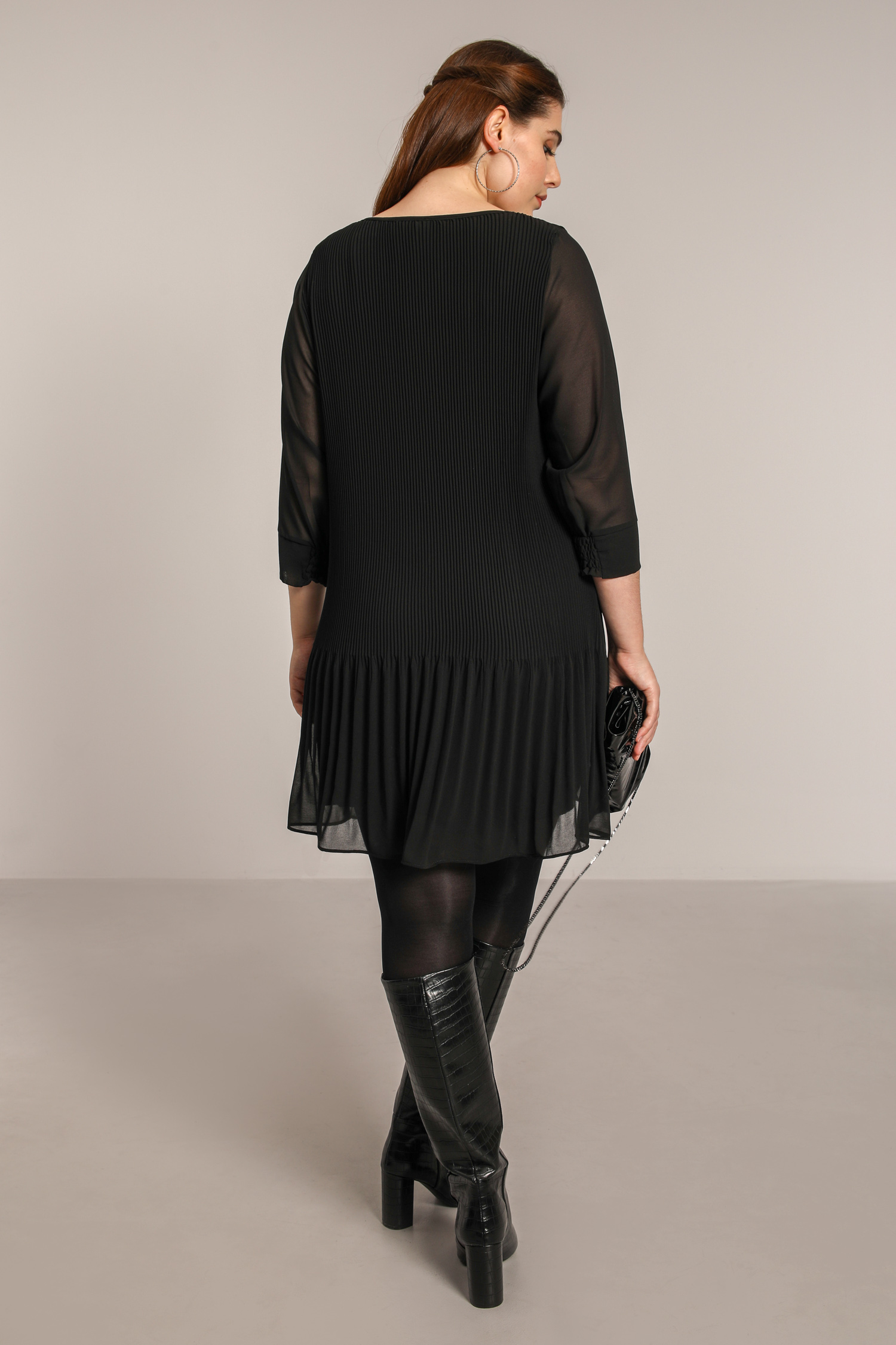 Robe plissée en voile doublée