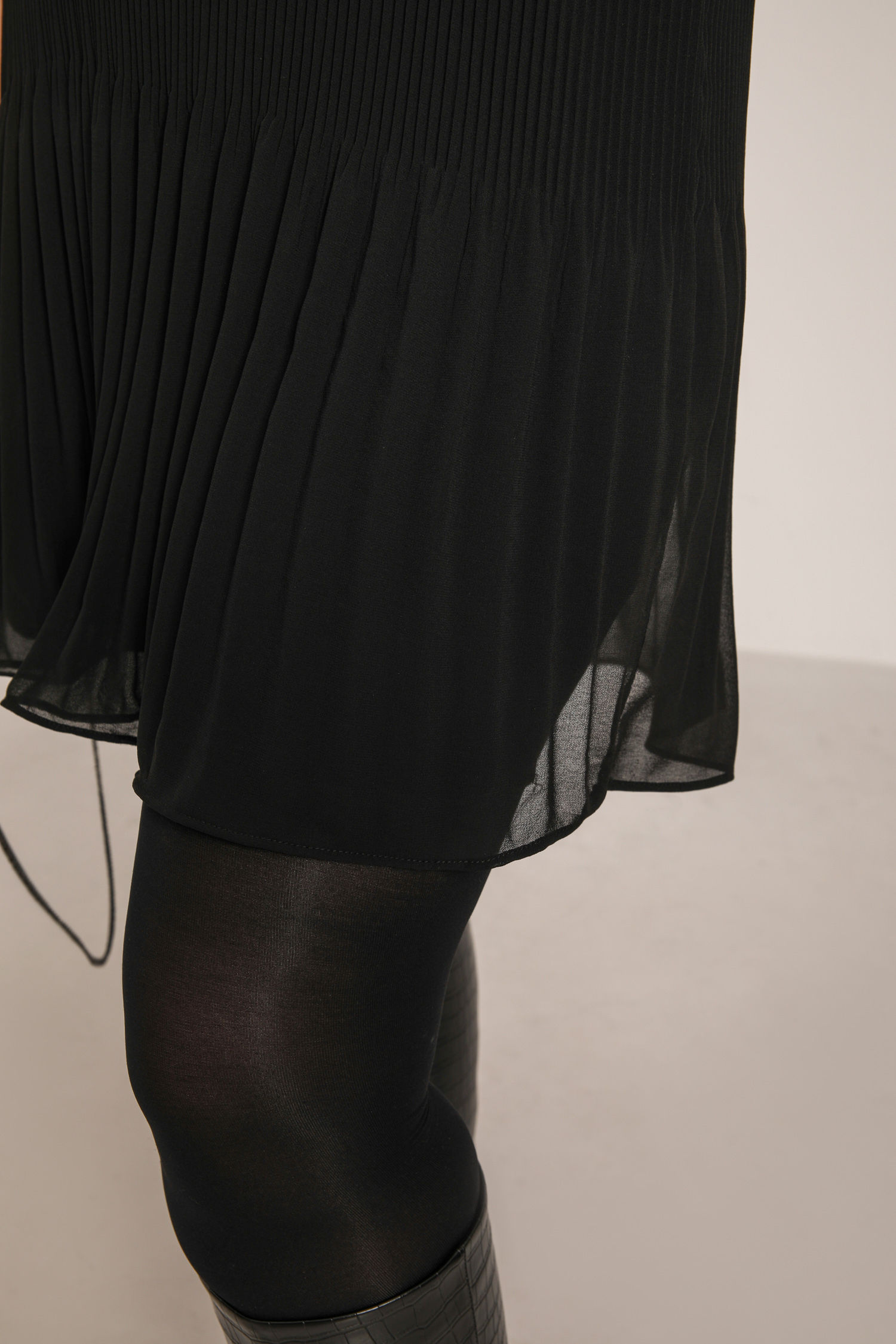 Robe plissée en voile doublée