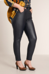 Slim coated jeans
