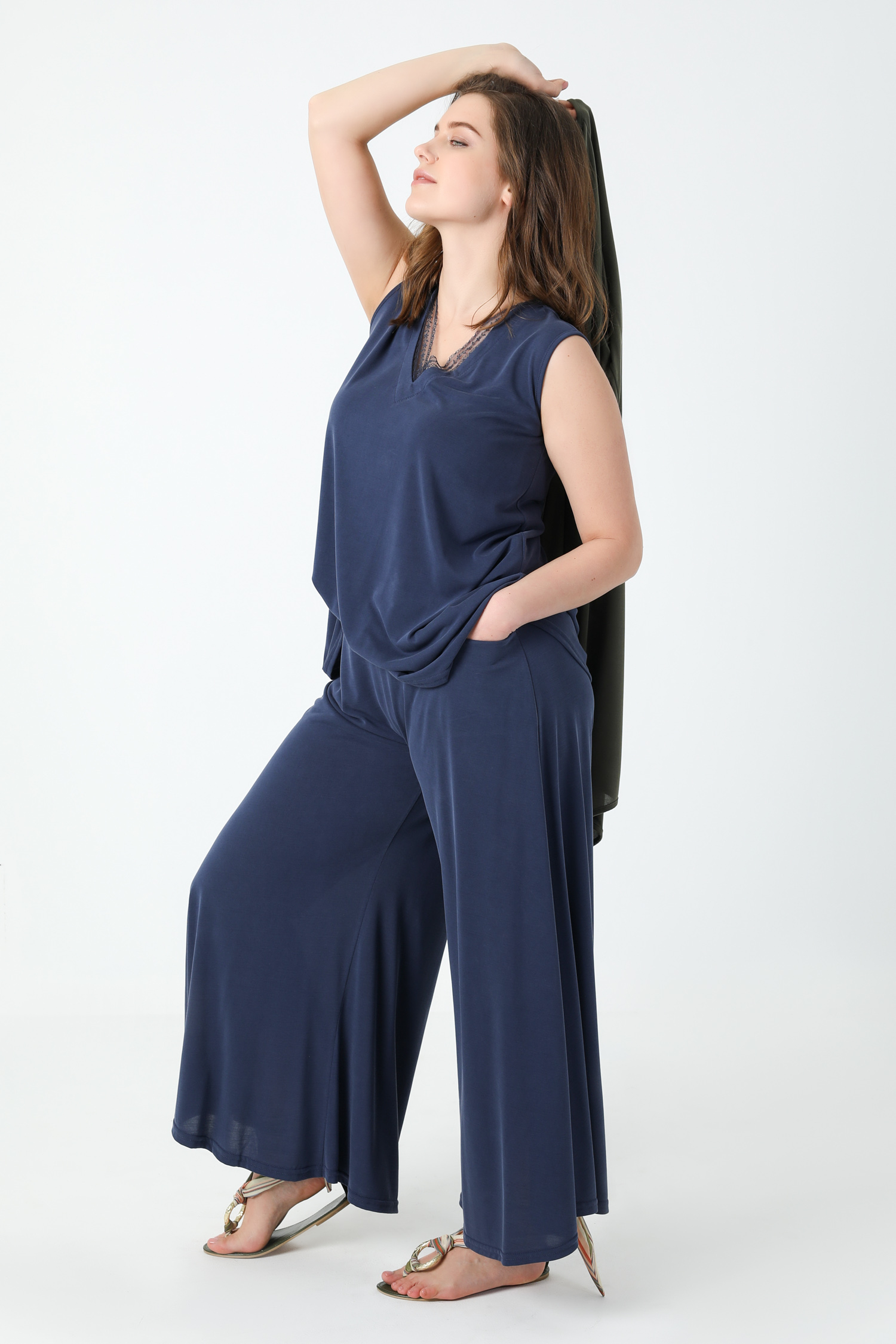 Modal culotte-style pants (delivery February 15/20)