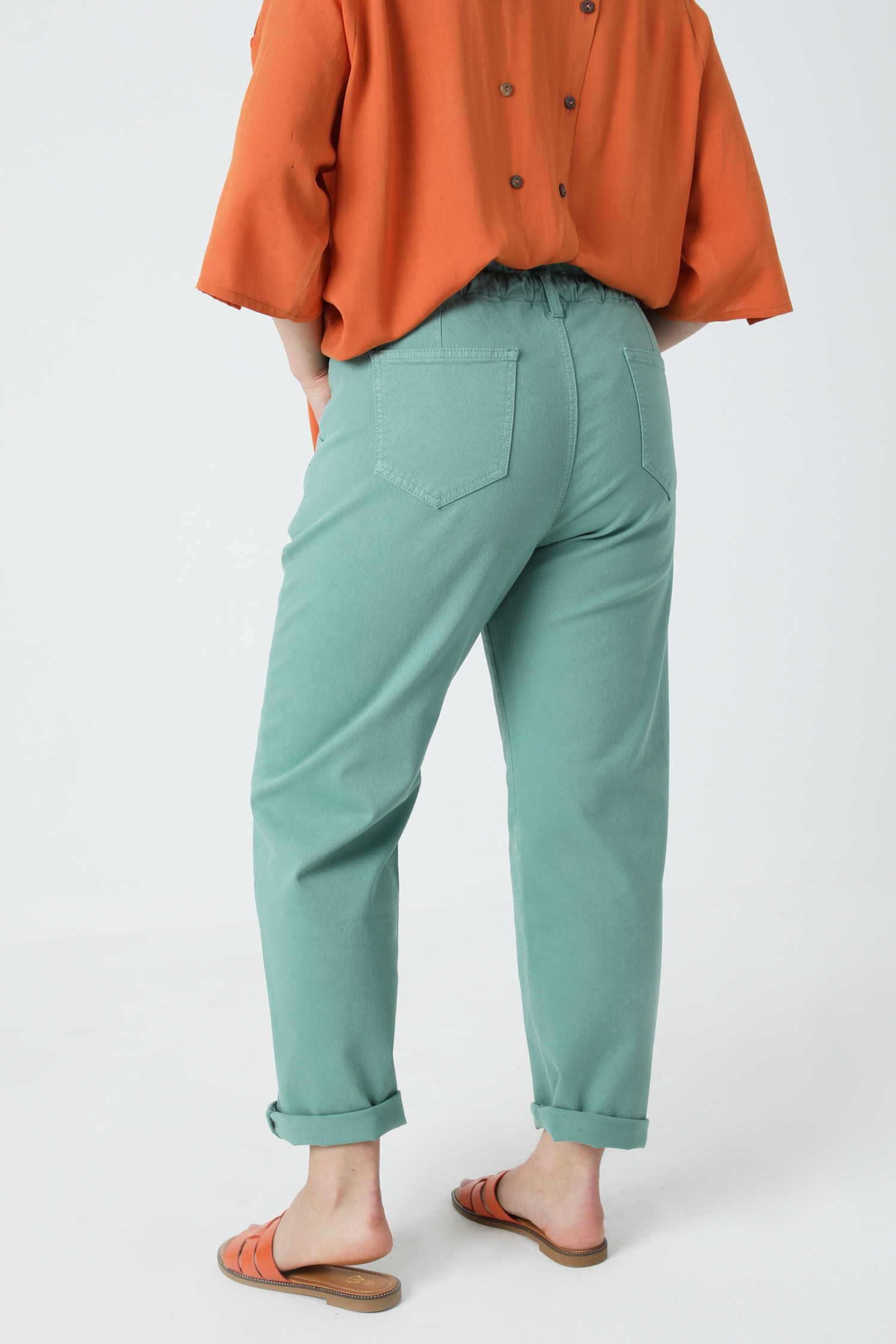Colored organic cotton pants