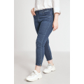 7/8 jeans with zip at the bottom