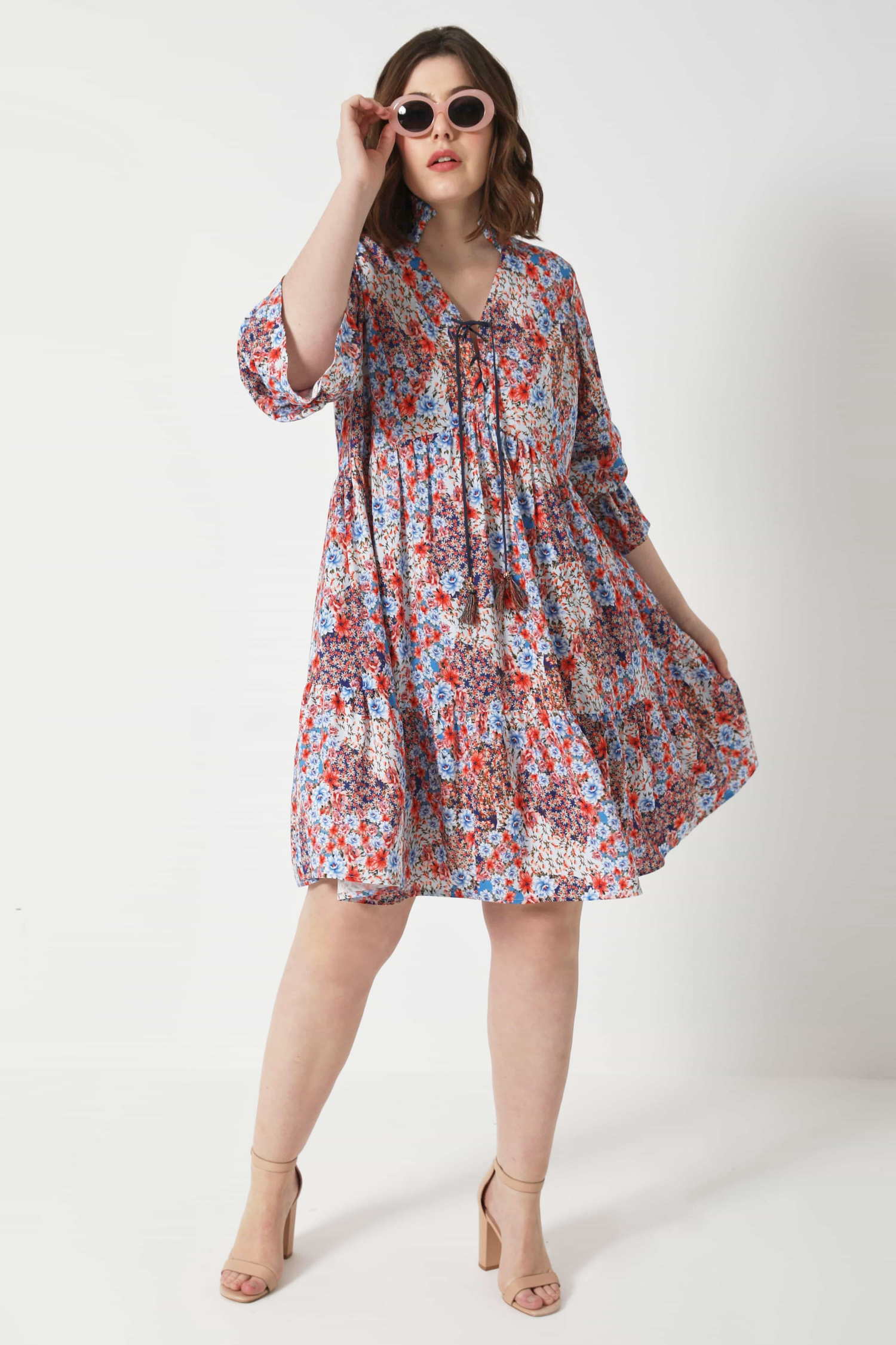 Printed fibranne dress with lacing