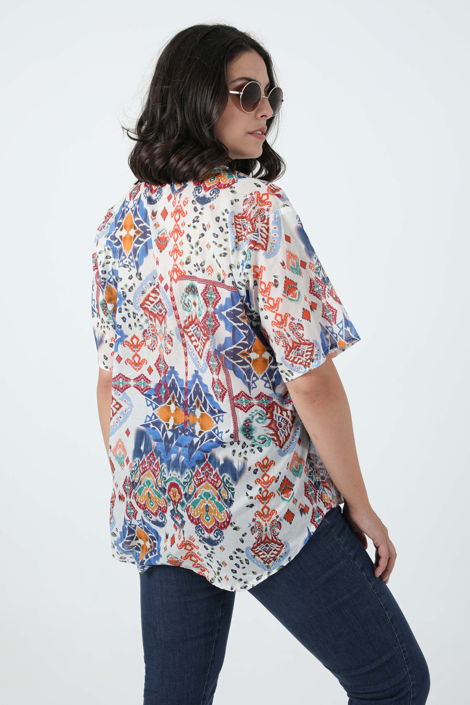 Blouse in cotton veil printed with eoko-tex fabric