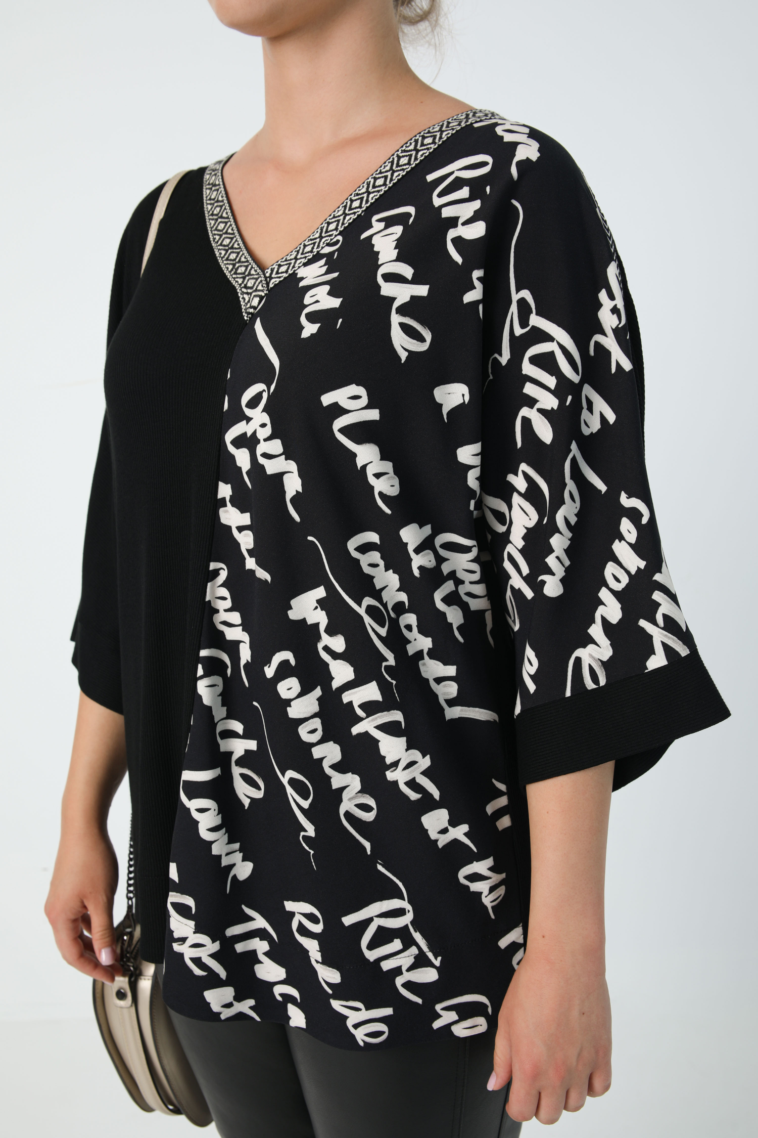 Plain knit T-shirt with oeko-tex fabric print