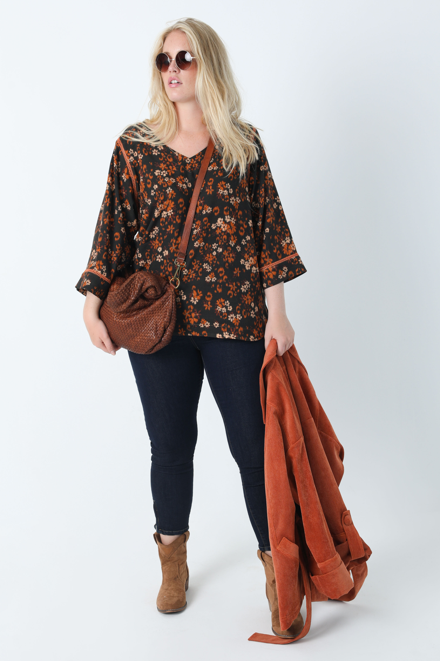 Printed blouse with éco-responsable fabric braid