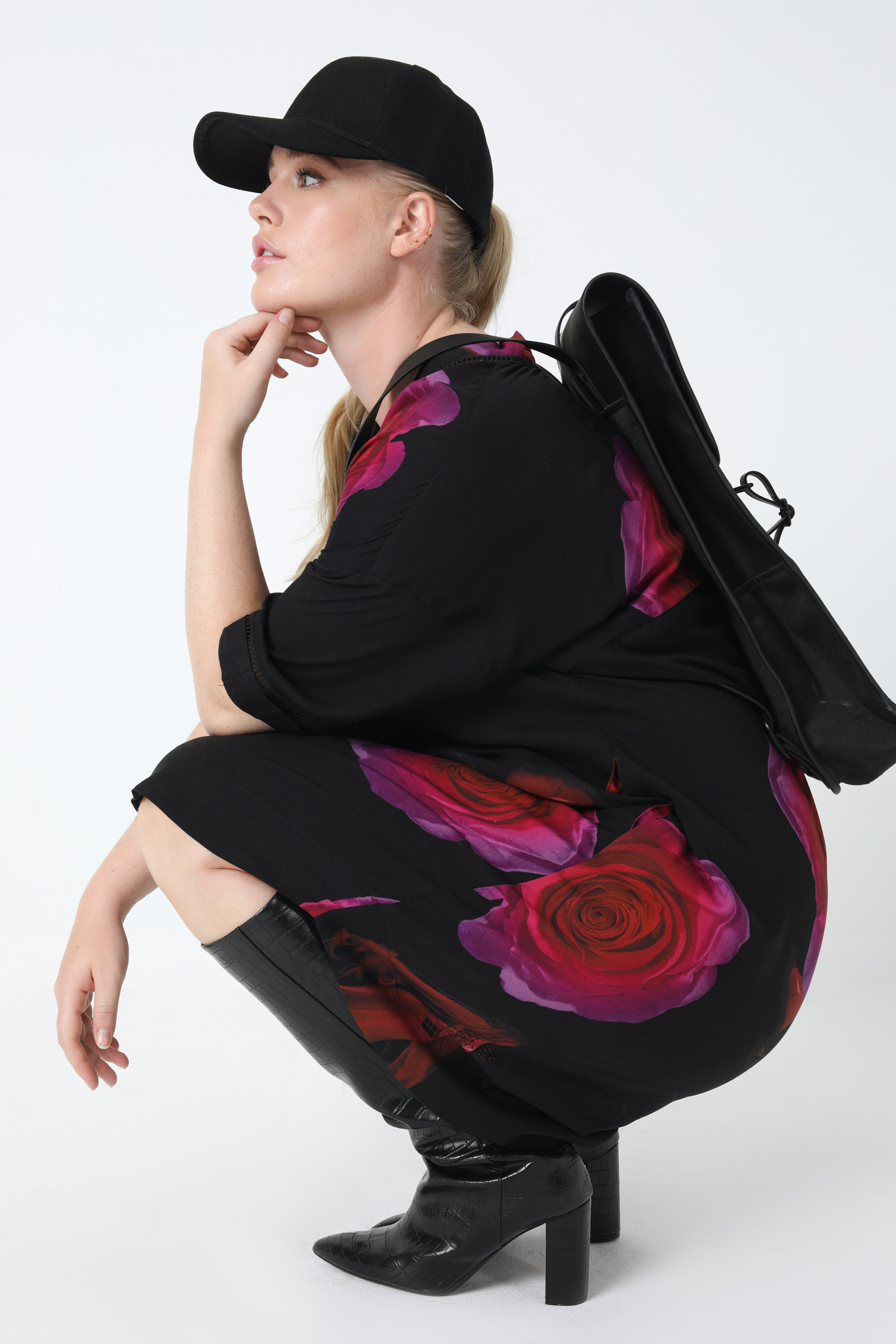 Mid-length dress with oeko-tex fabric print