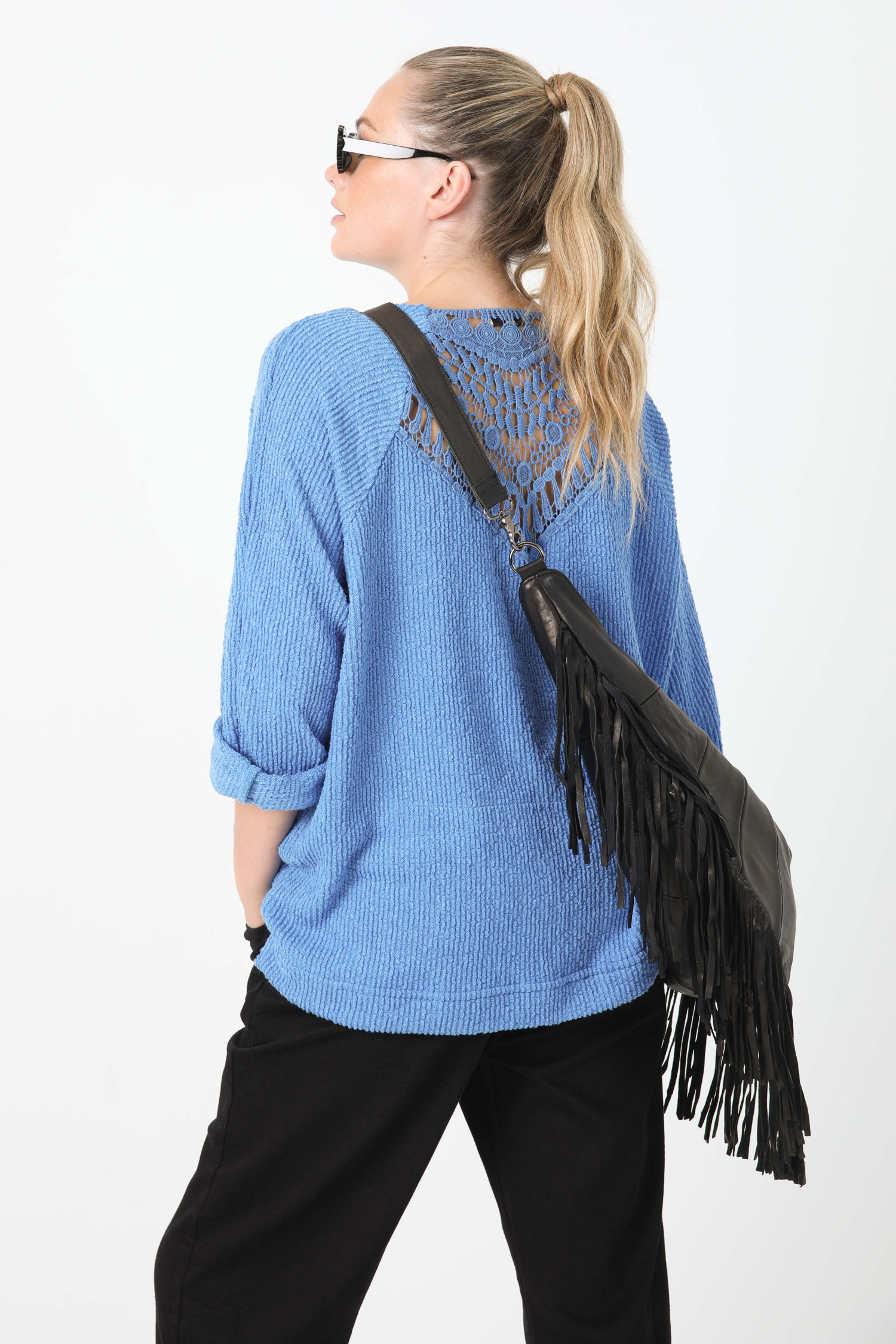 Chenille knit sweater with macramé