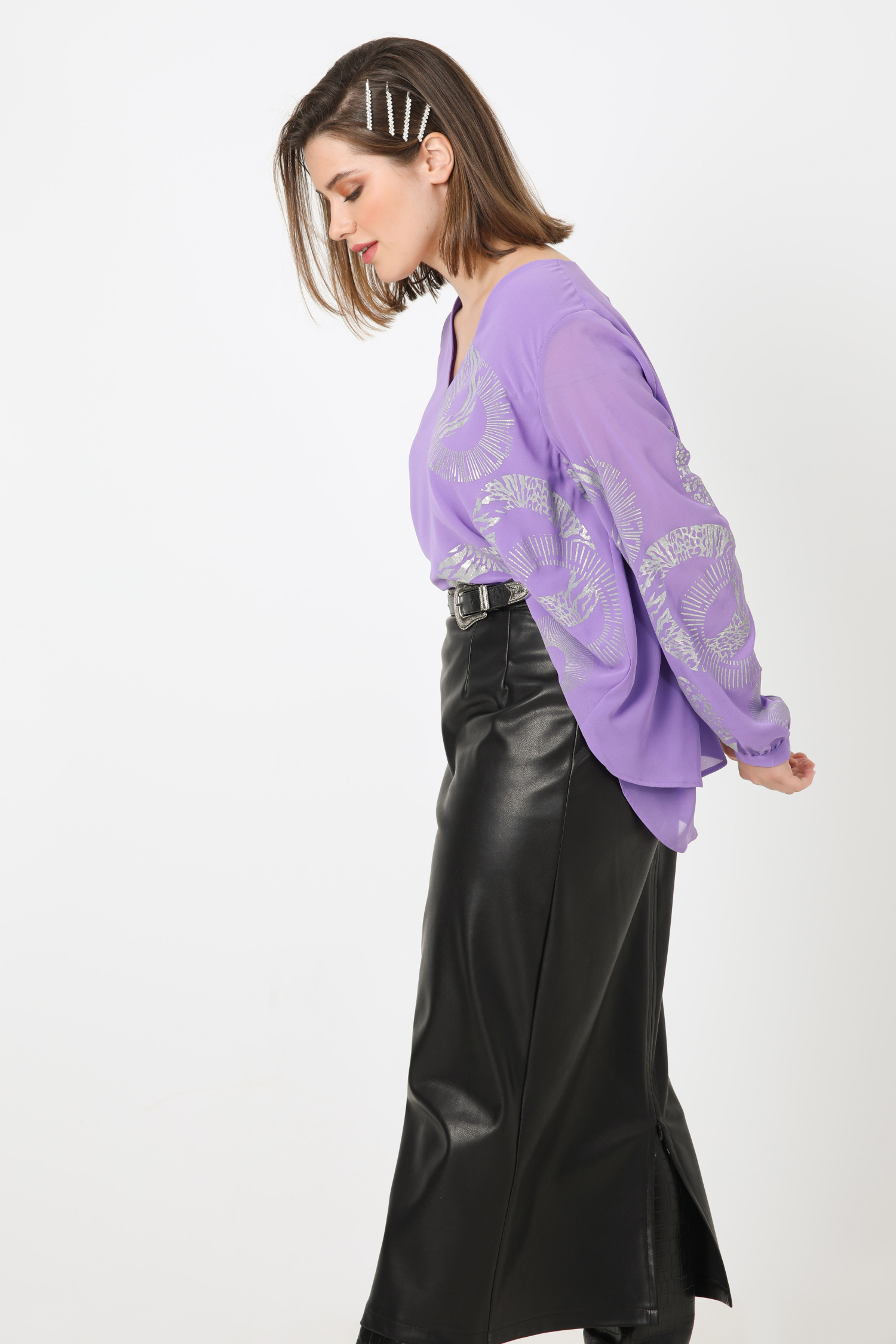 Plain voile blouse layered with silkscreen printing