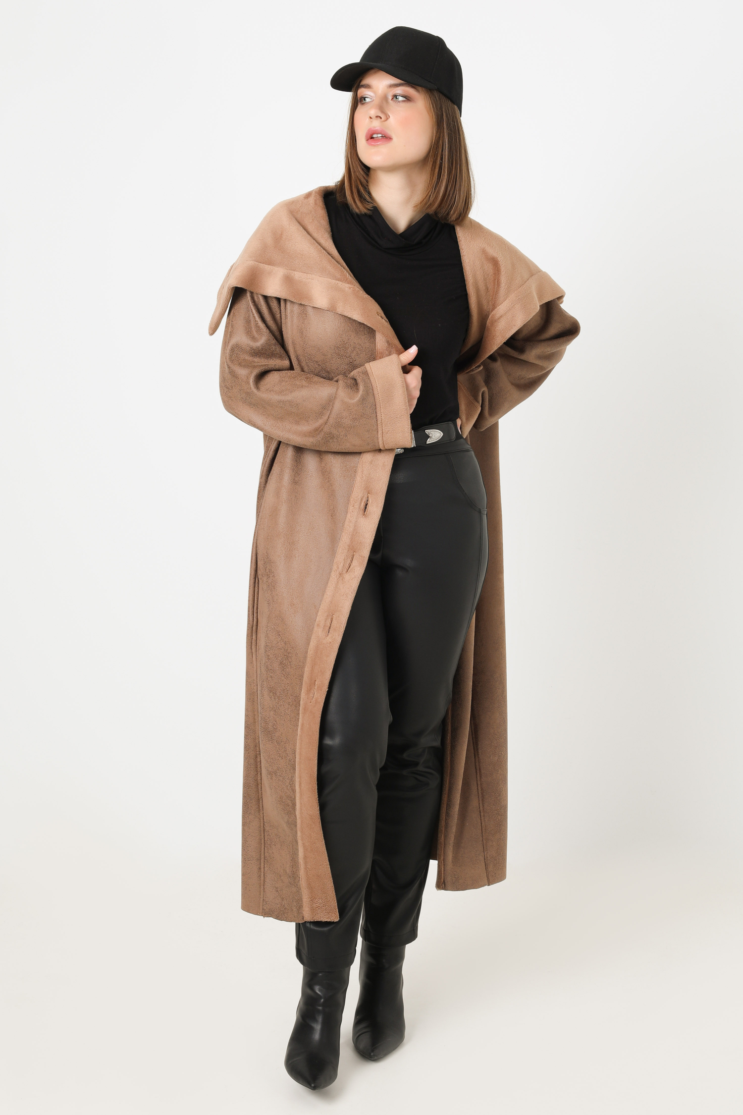 Long double-faced vegan fur coat