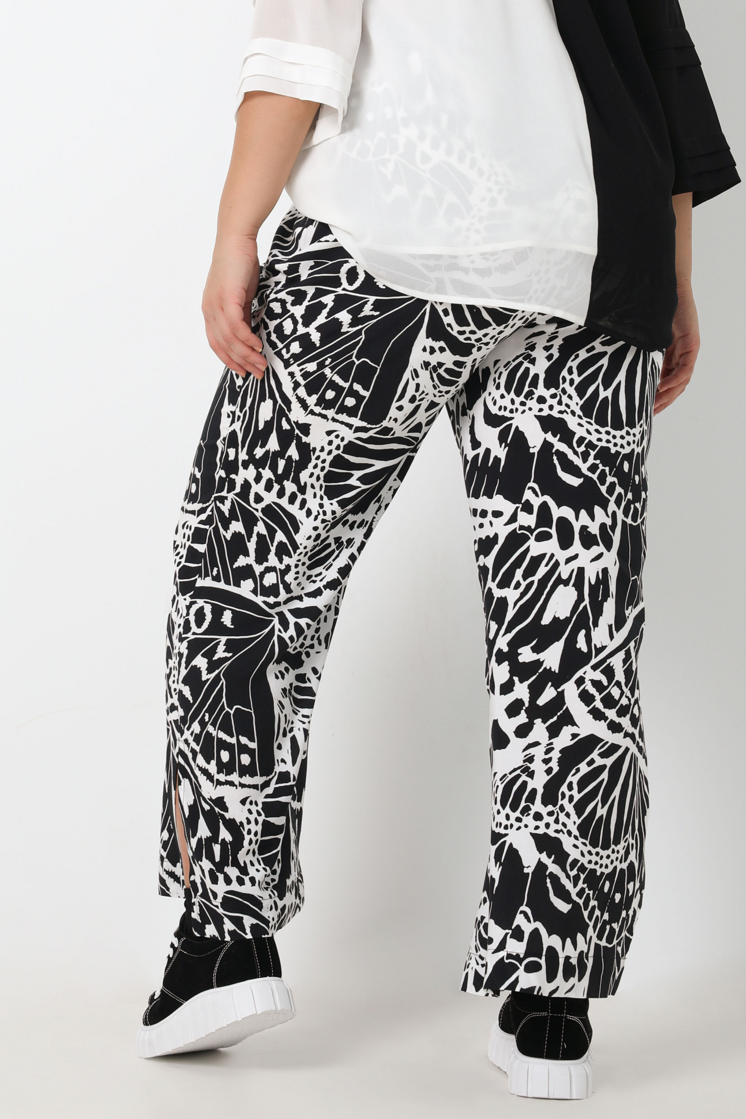 Fluid pants printed in éco-responsable fabric (shipping February 5/10)