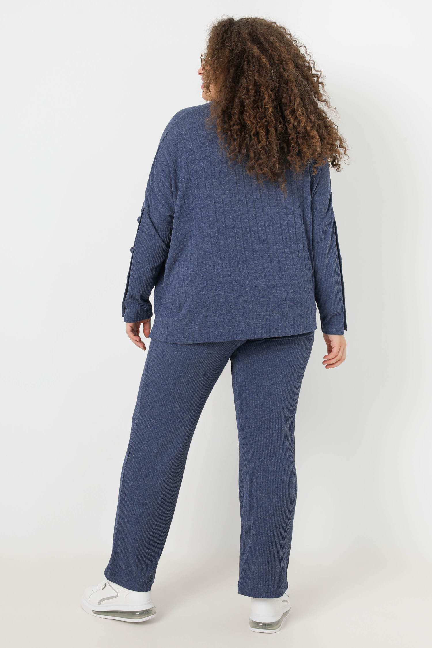 Fine ribbed knit pants (shipping January 20/25)