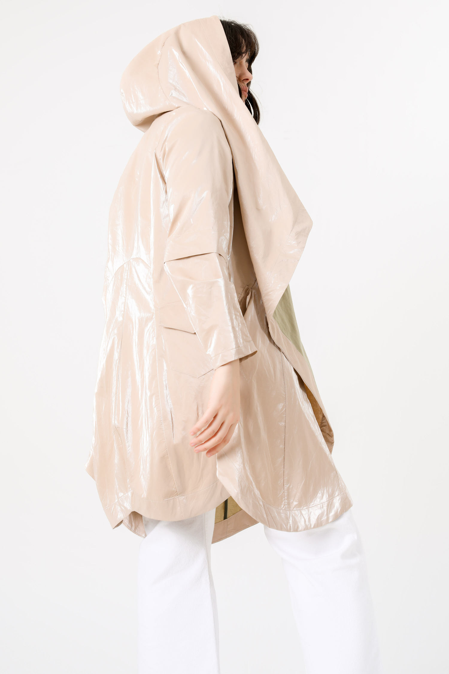 Mid-length pearl coated coat