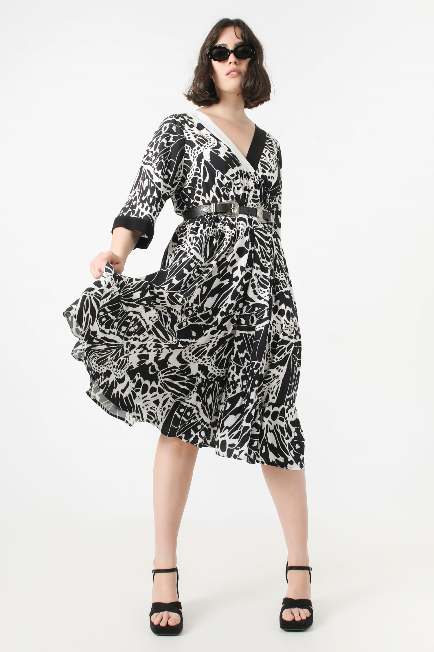 Positive/negative print dress (shipping February 15/20)