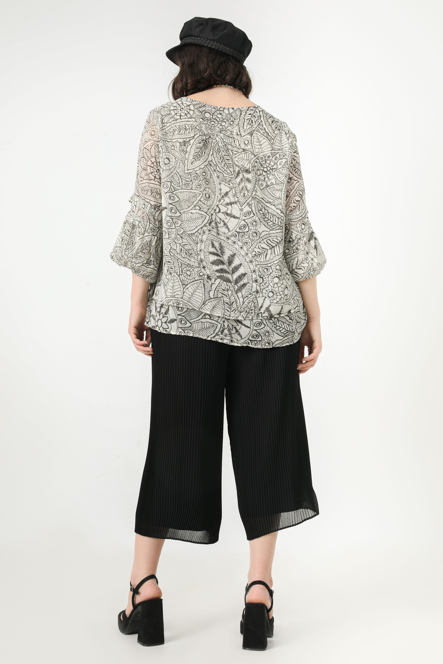 Pantalon style jupe culotte plissée unie