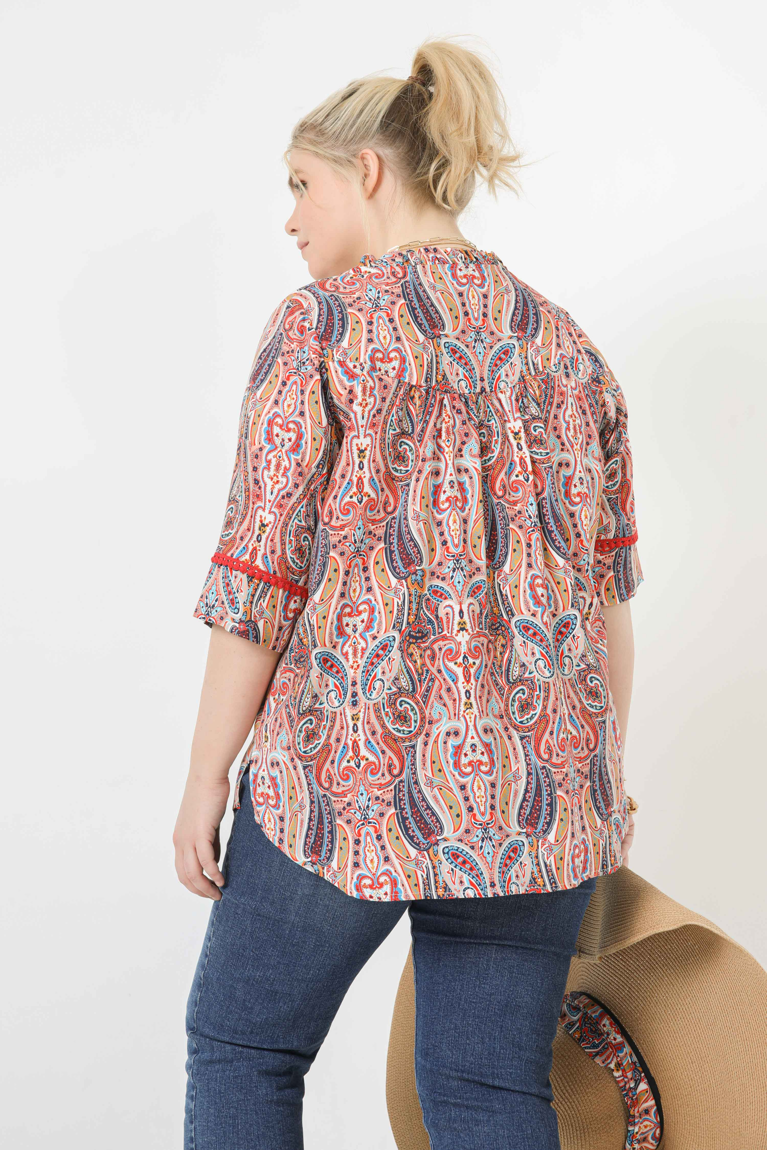 V-neck printed blouse in éco-responsable fabric