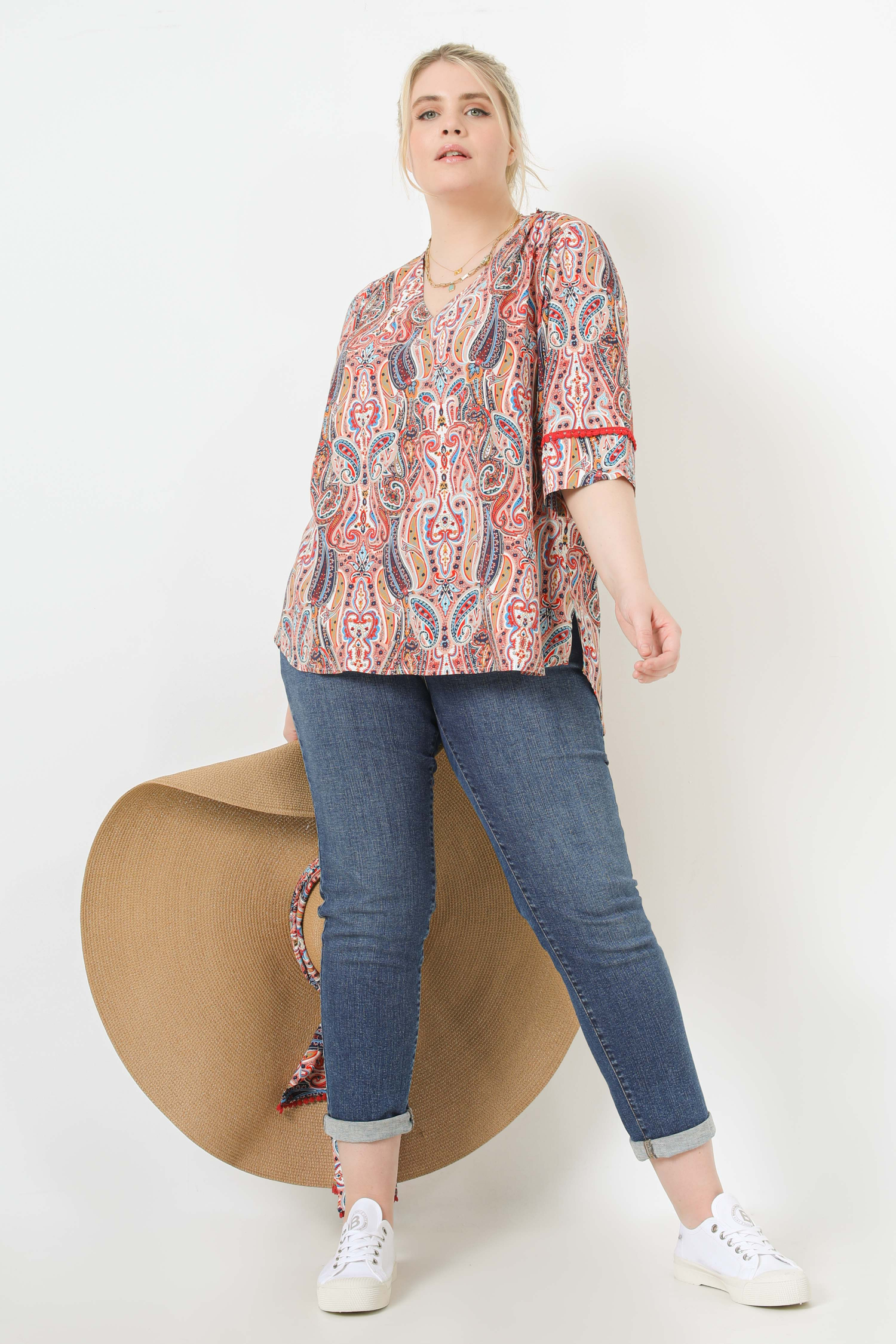 V-neck printed blouse in éco-responsable fabric