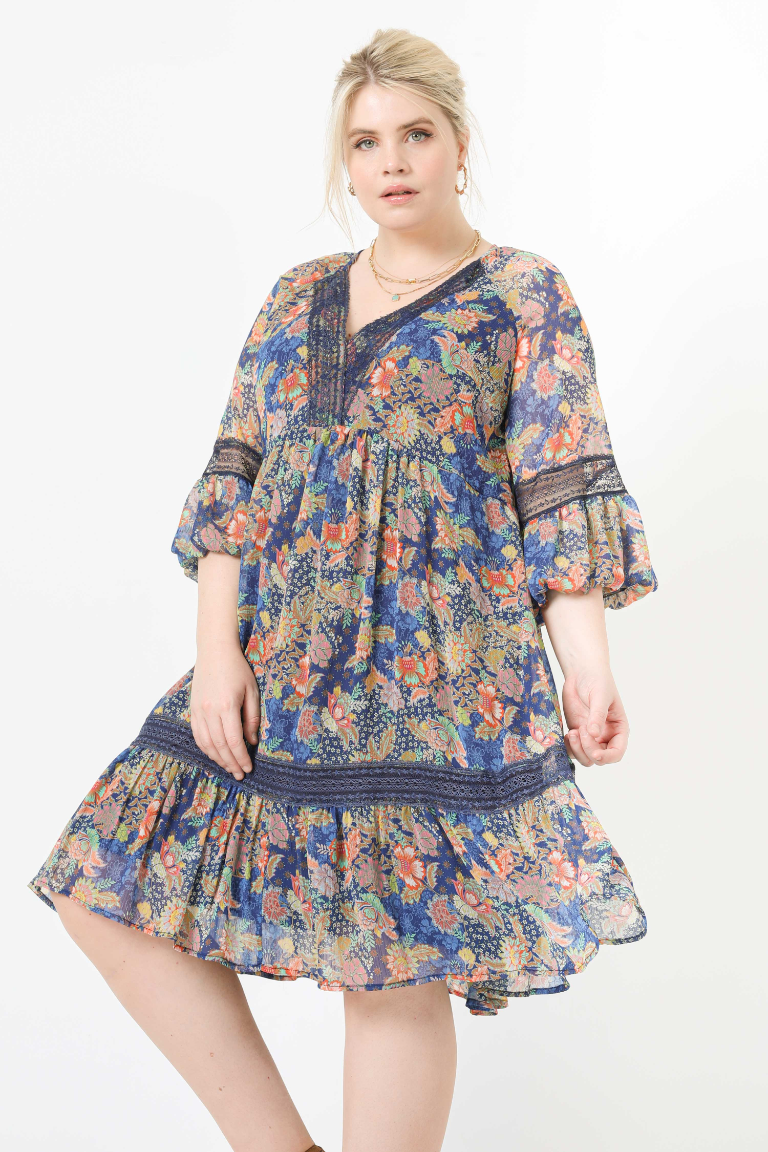 Mid-length dress in printed voile with oeko-tex fabric (expedition March 25/31)