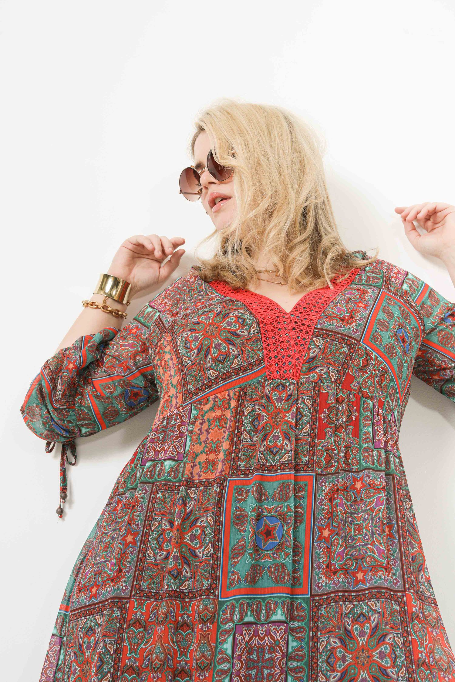 Robe mi-longue en voile imprime avec galon