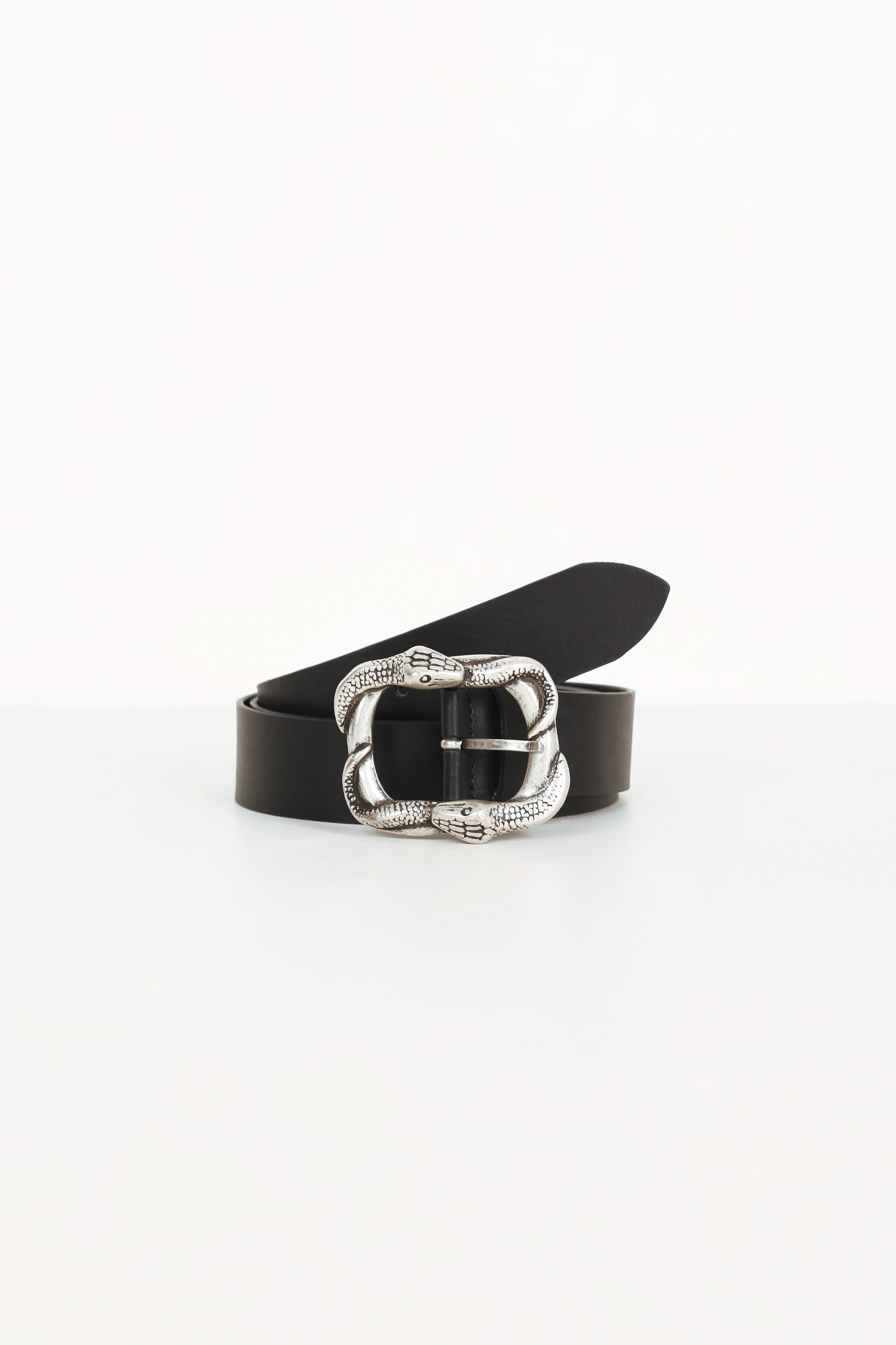 Leather belt with snake-shaped metal (shipping May 5/10)