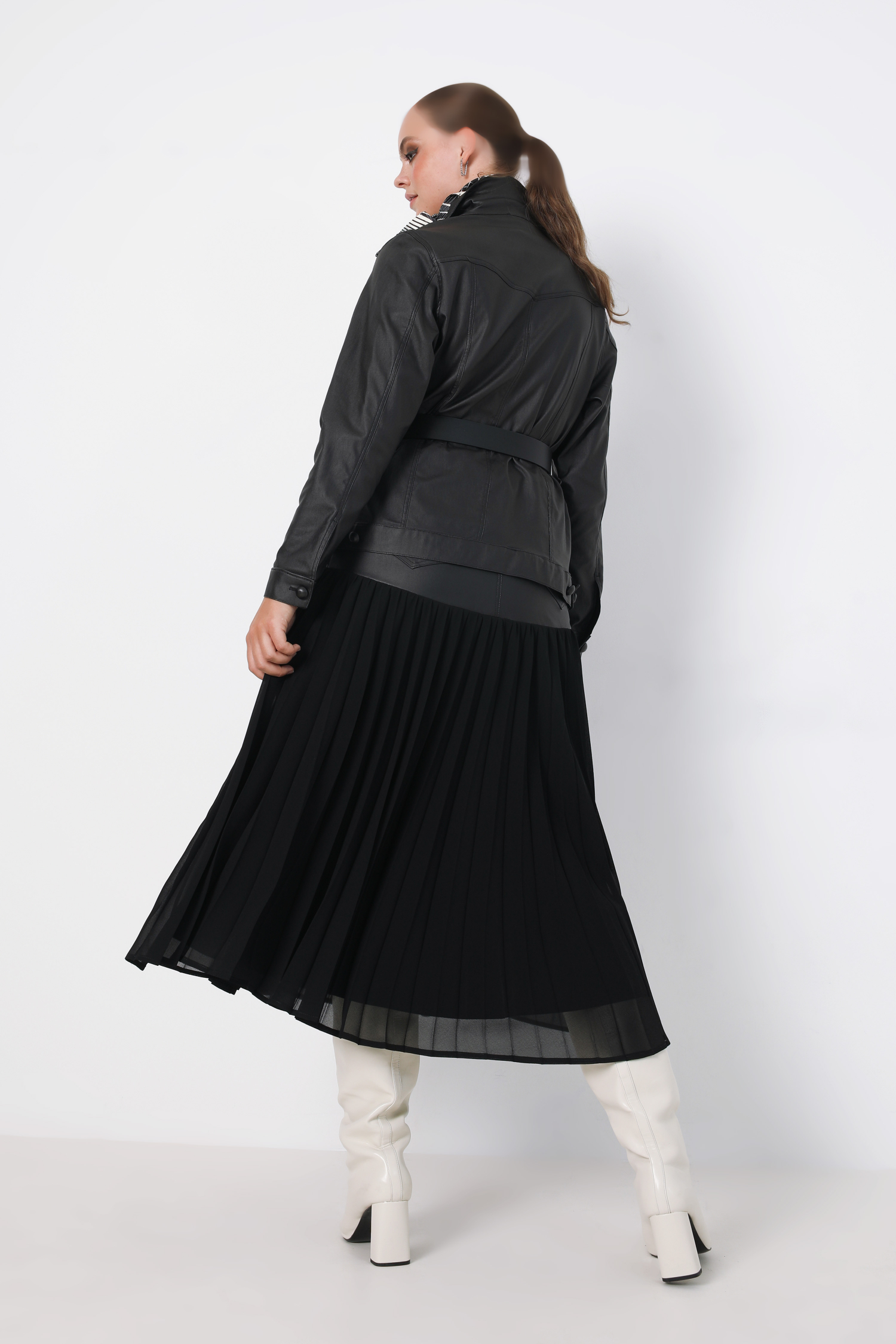 Pleated skirt with faux leather peplum
