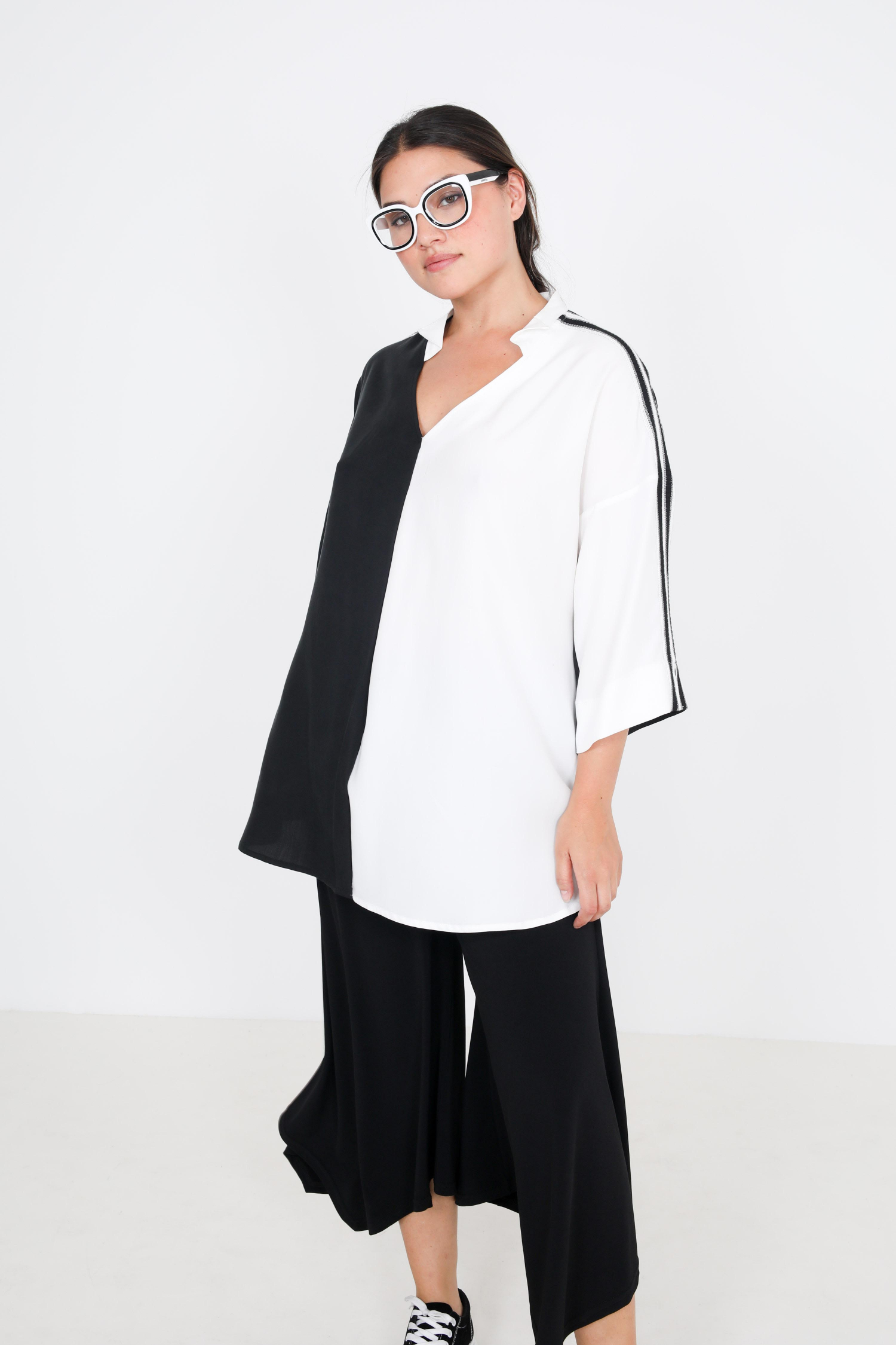 Blouse bicolore avec galon rayé