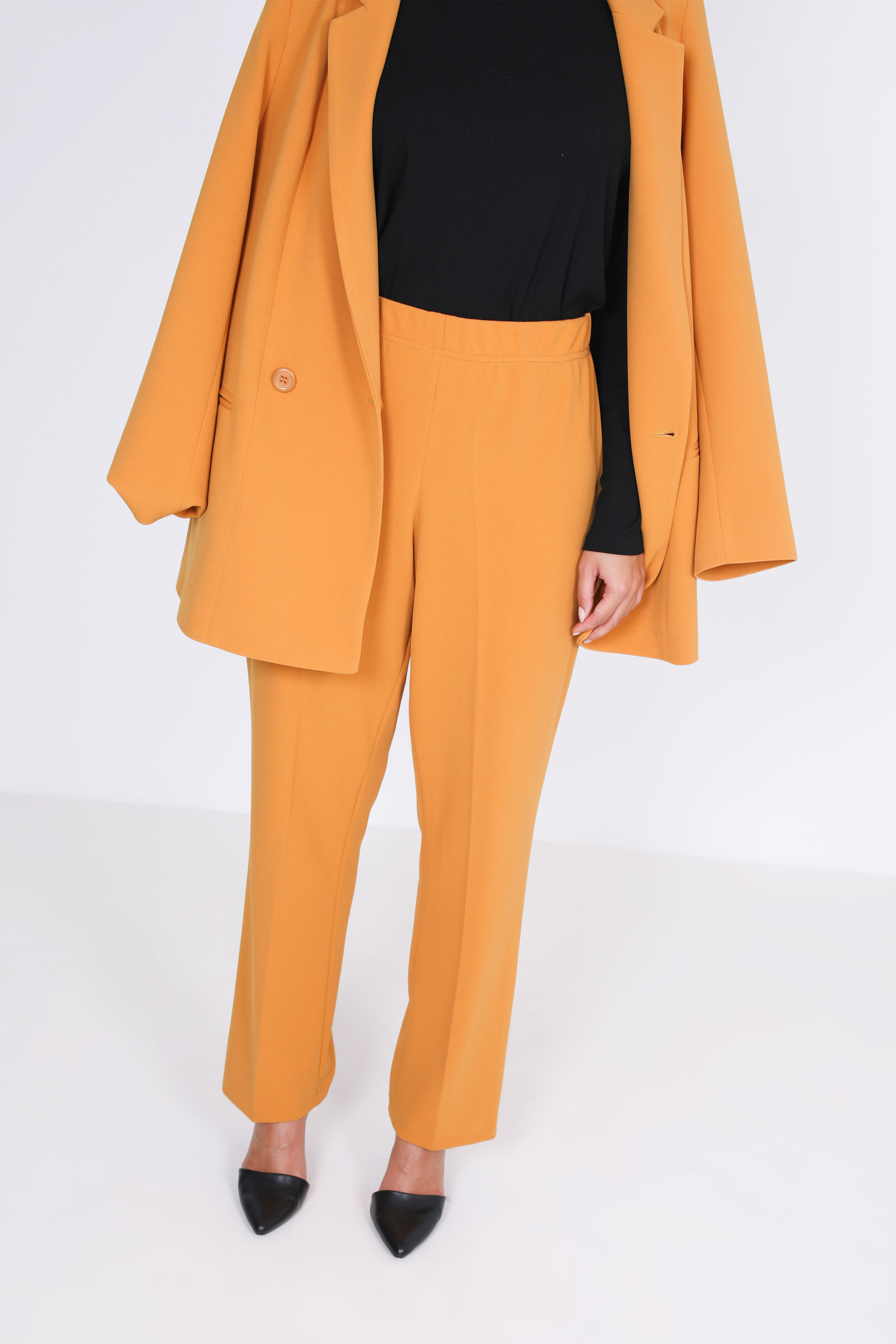 Pantalon tailleur droit uni
