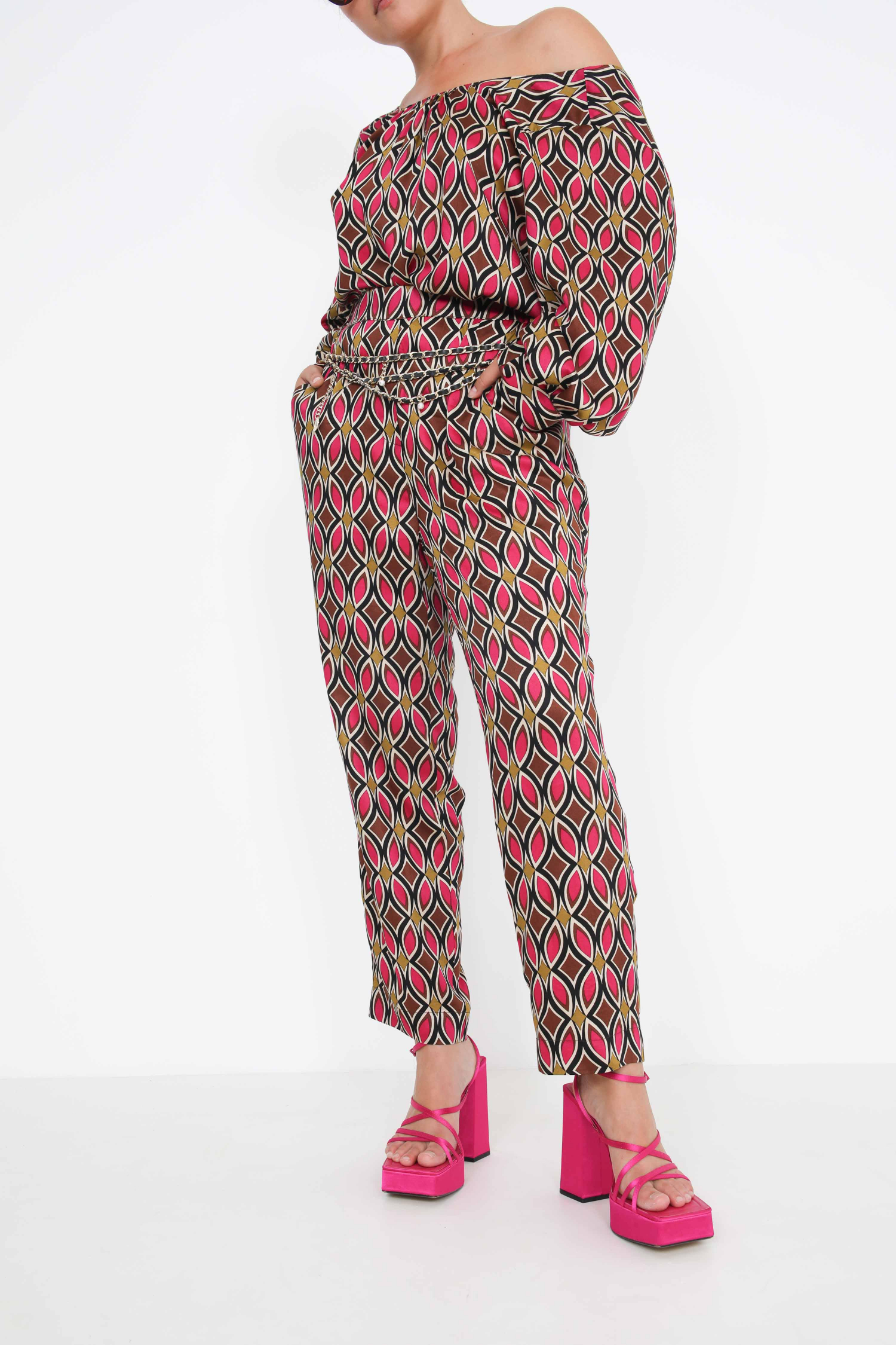Satin-effect printed trousers