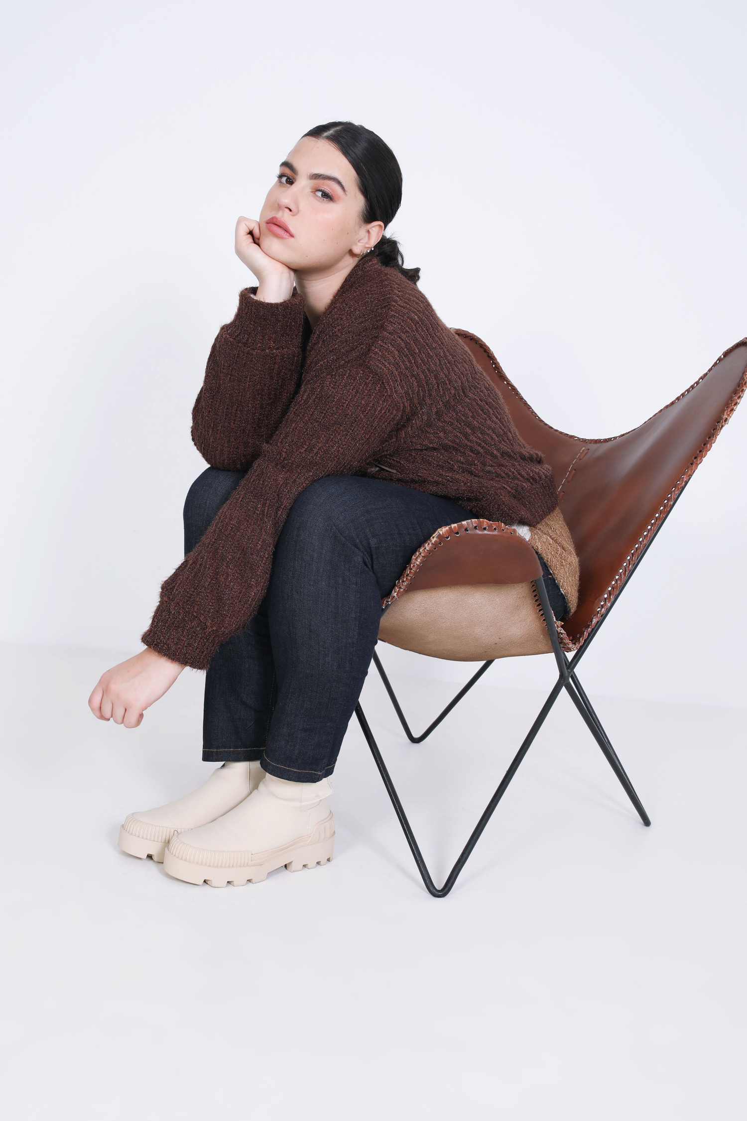 Short plain knit cardigan with cable effect