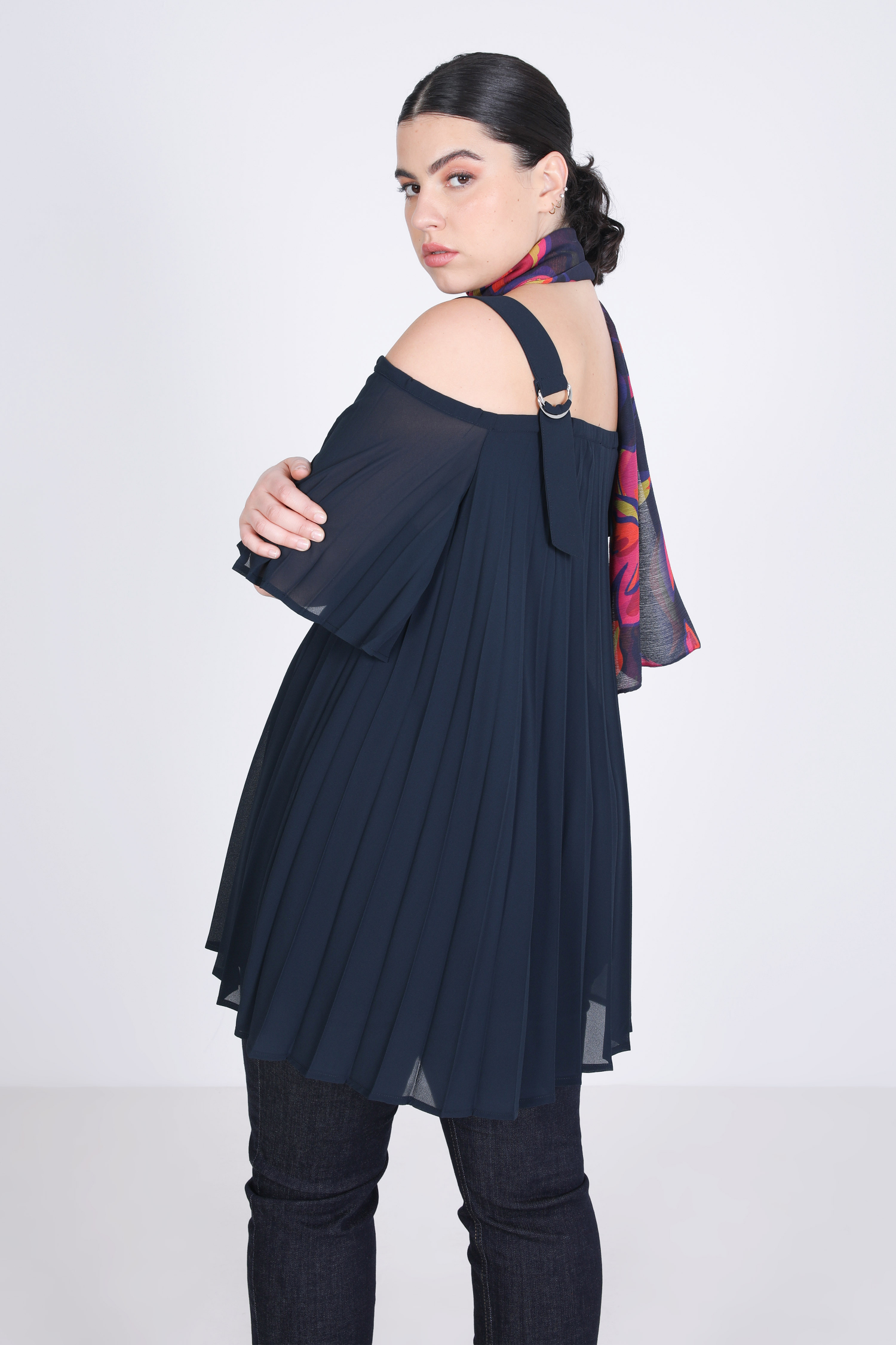 Pleated tunic with straps in plain