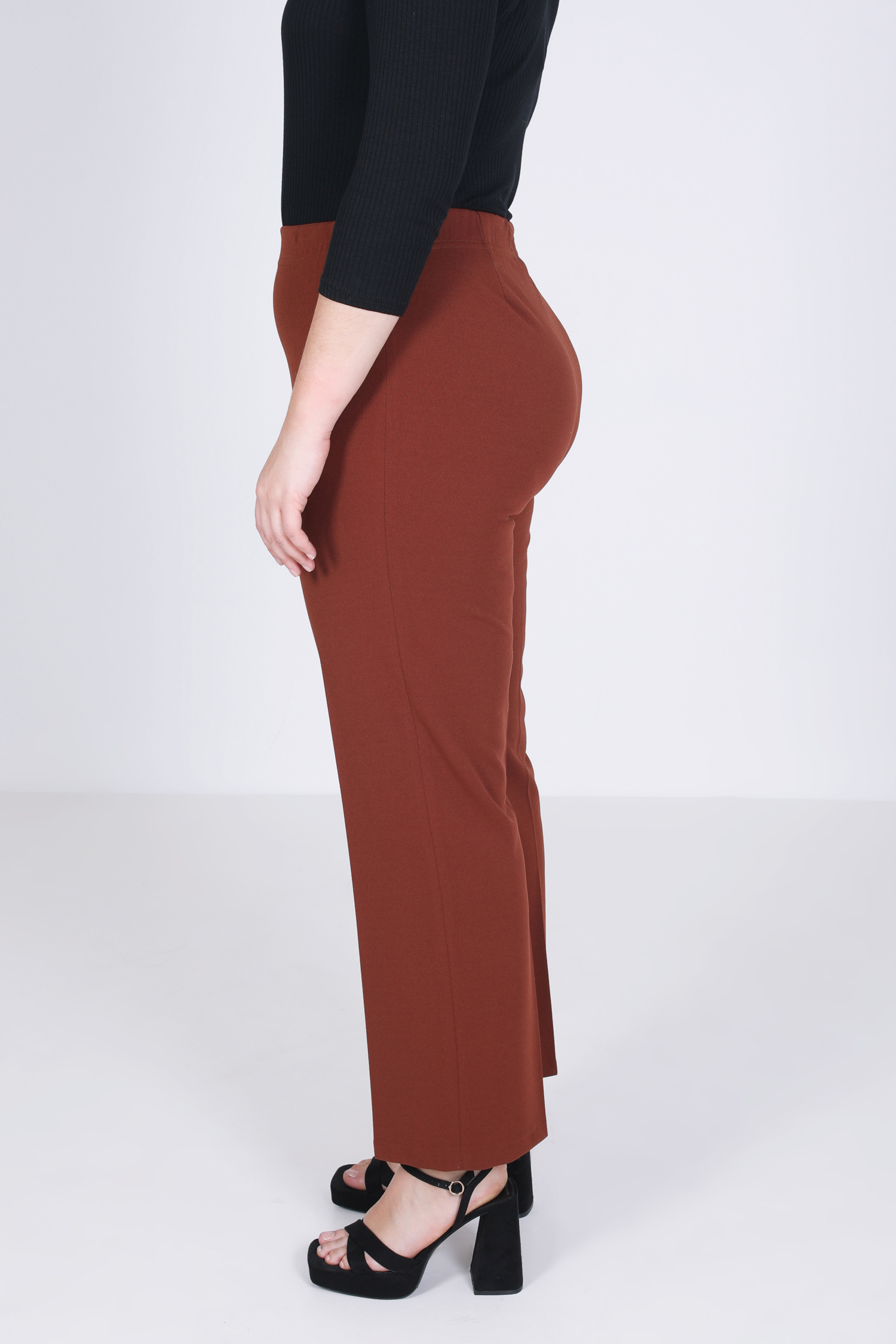 Pantalon droit uni
