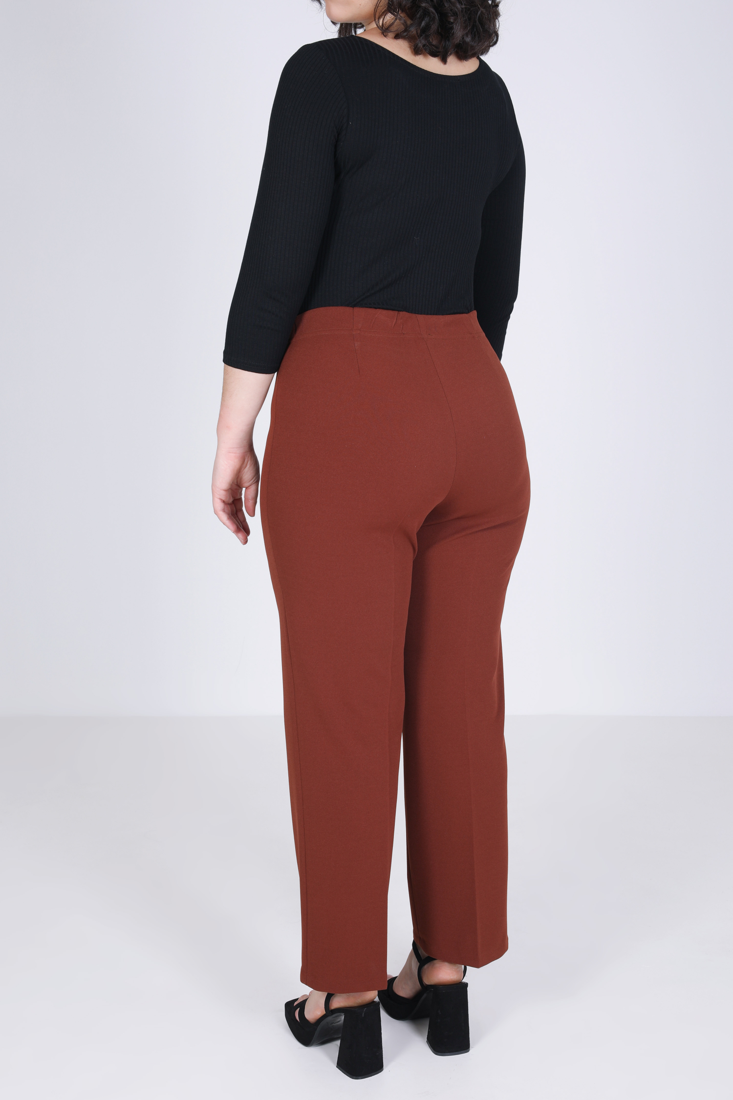 Pantalon droit uni