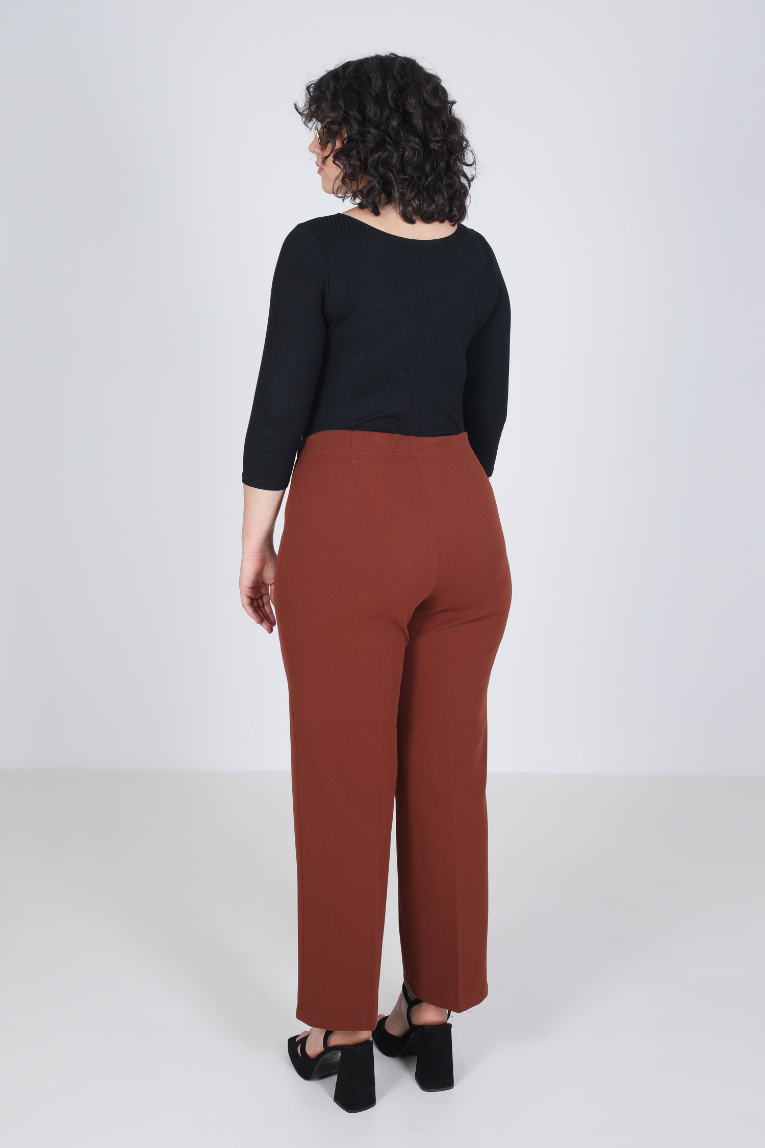 Pantalon droit uni