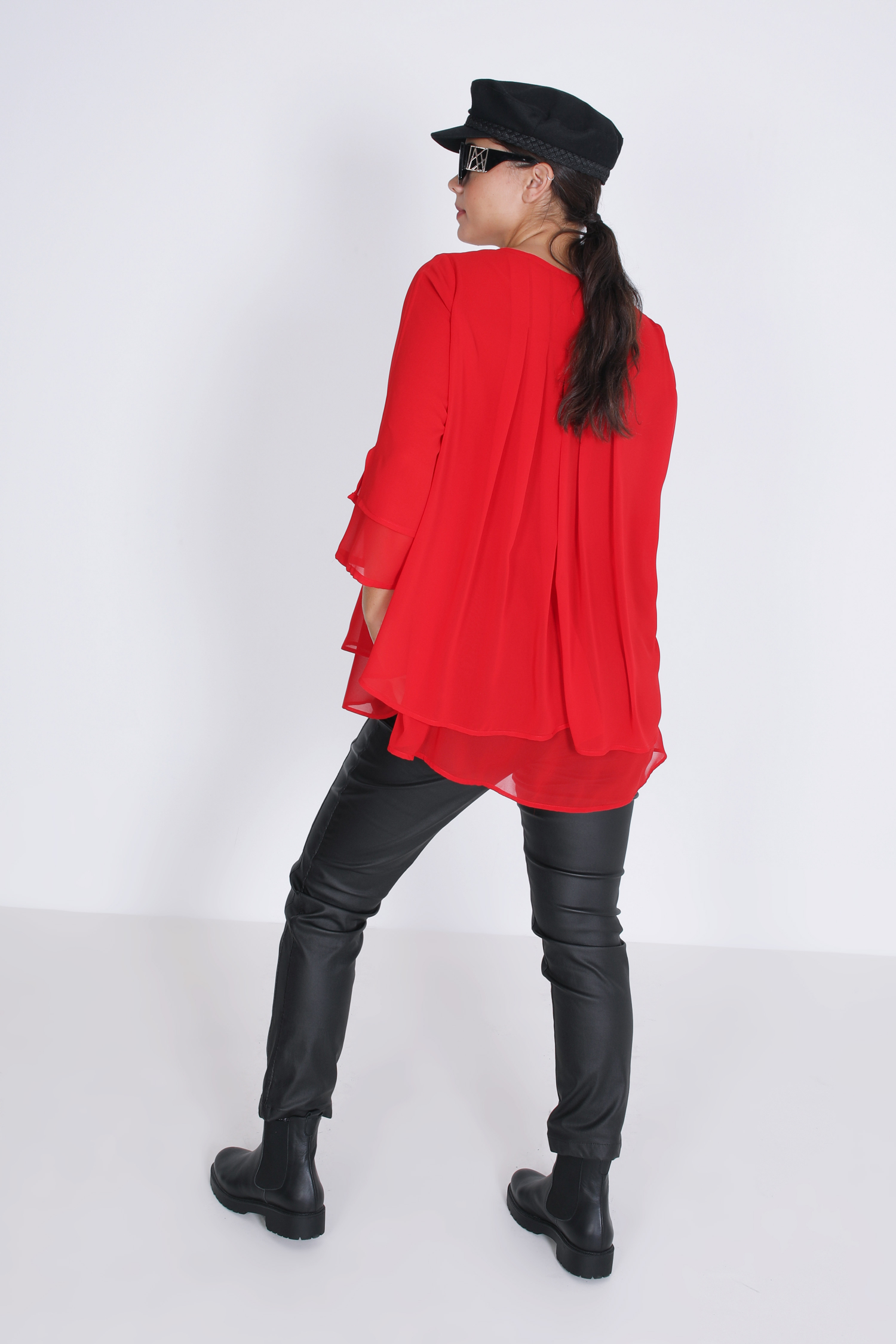 trapeze blouse.in plain voile layered