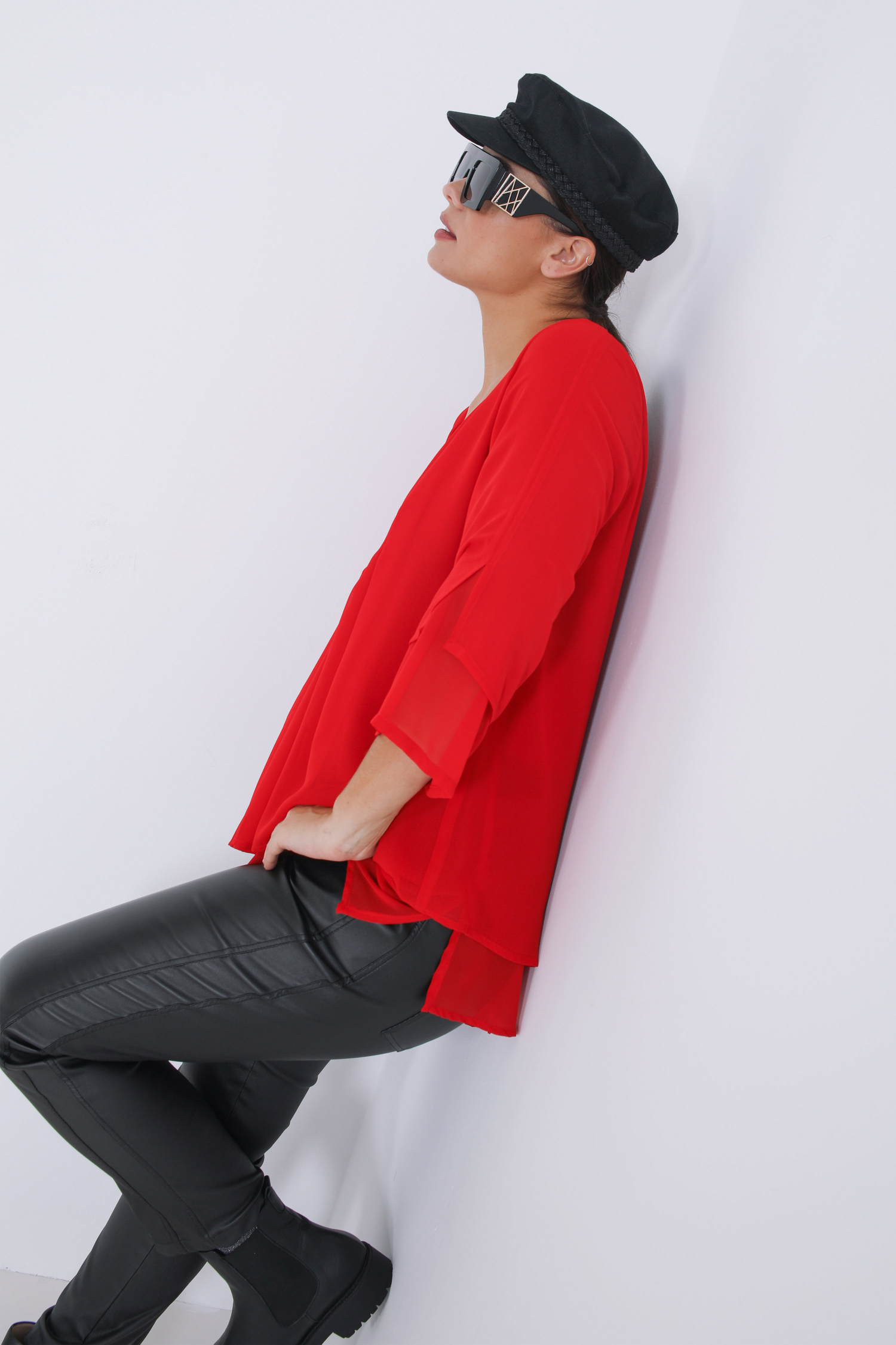 blouse trapéze.en voile uni en superposition 