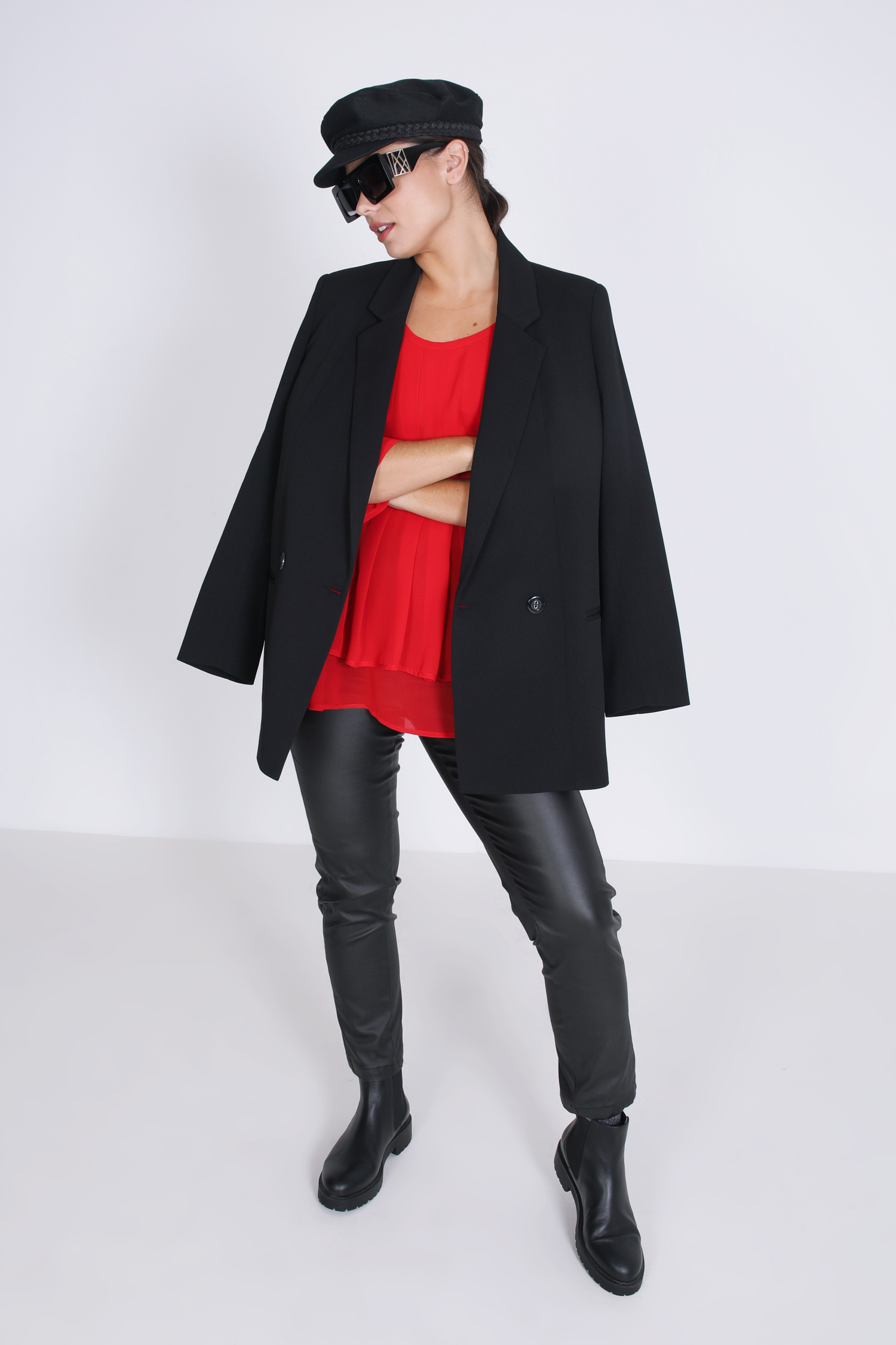 blouse trapéze.en voile uni en superposition 