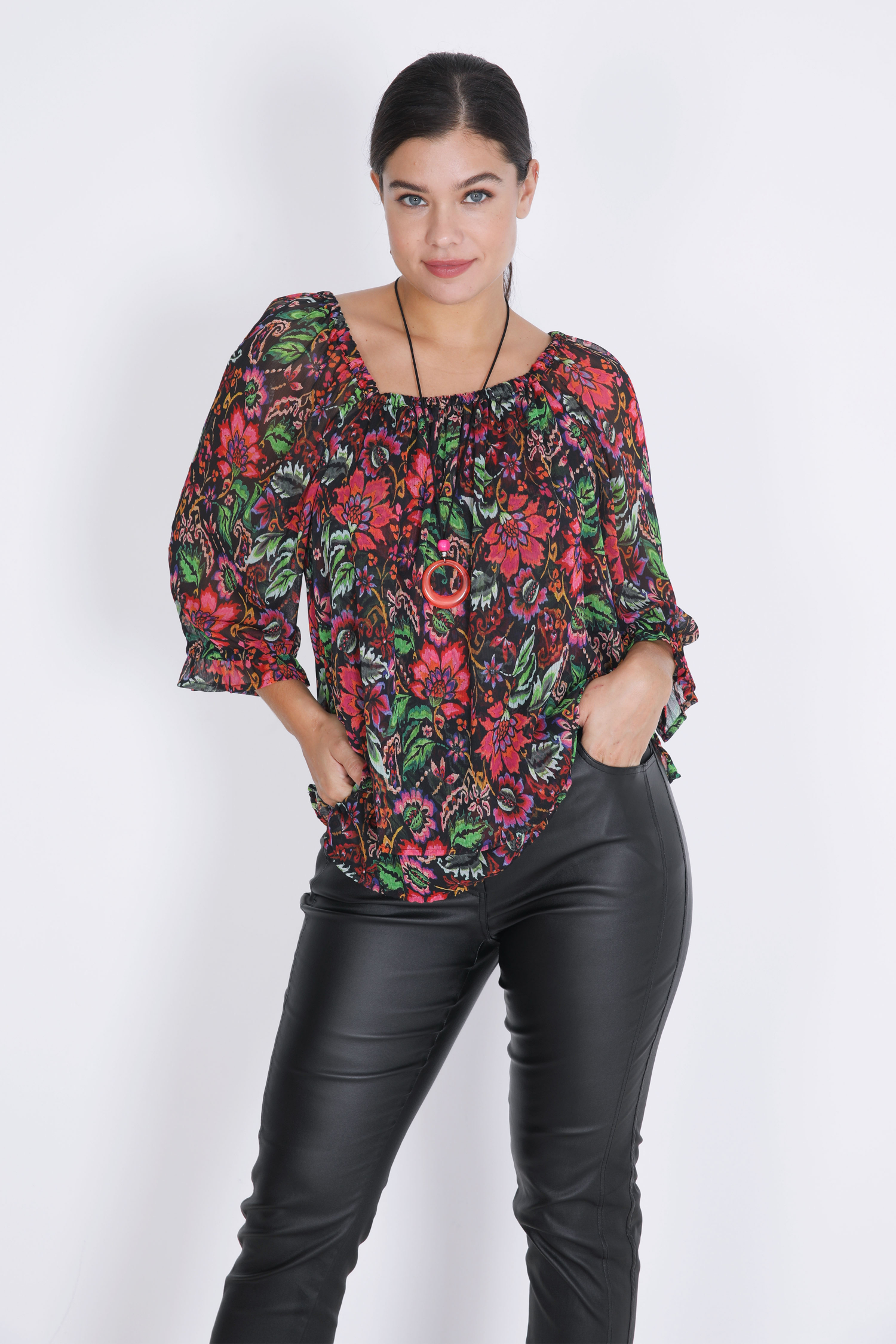 Blouse lined in printed voile
