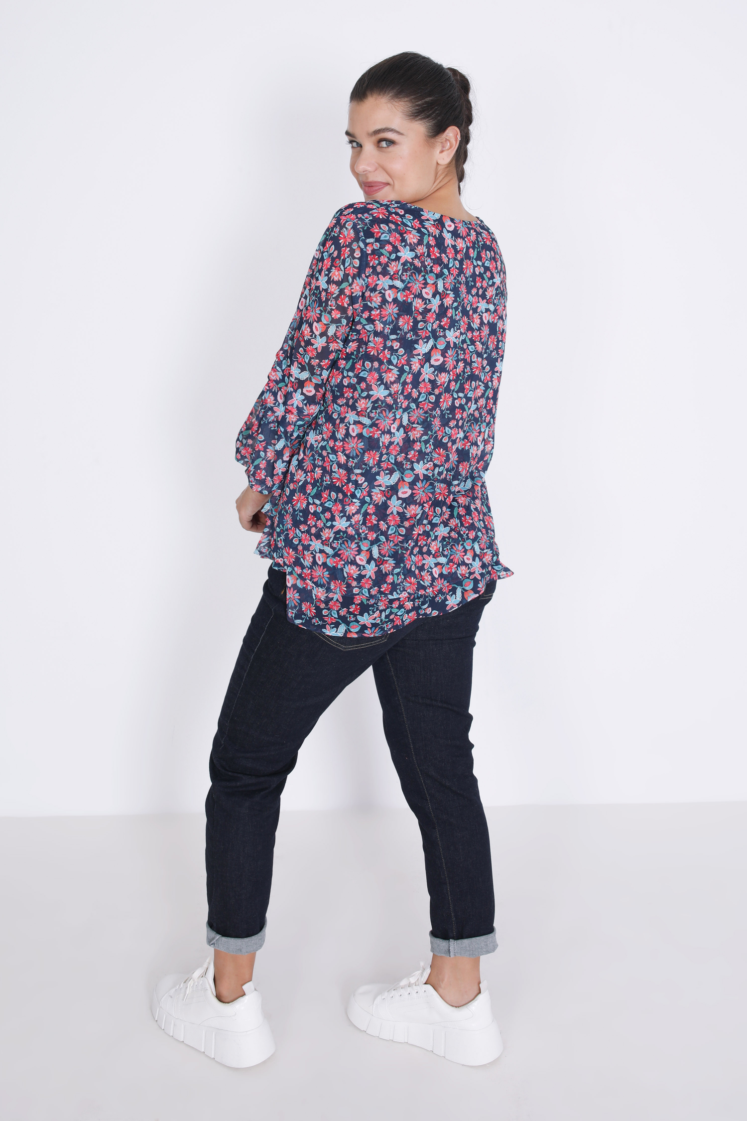 Layered trapeze blouse in printed voile.