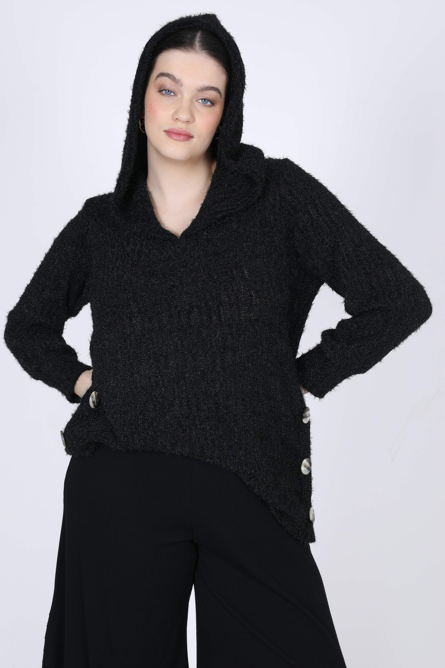 Plain knit sweater with hood