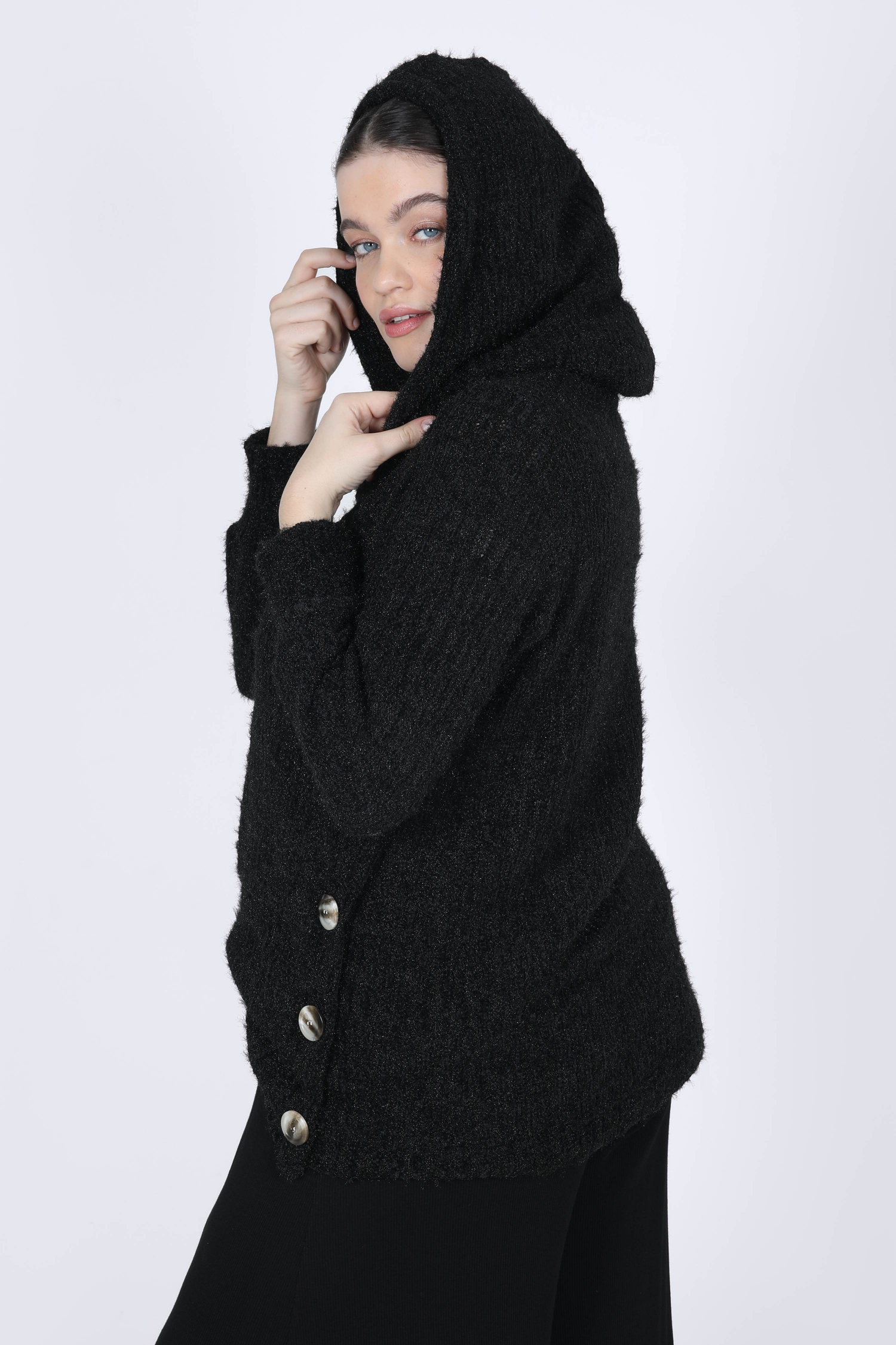 Plain knit sweater with hood