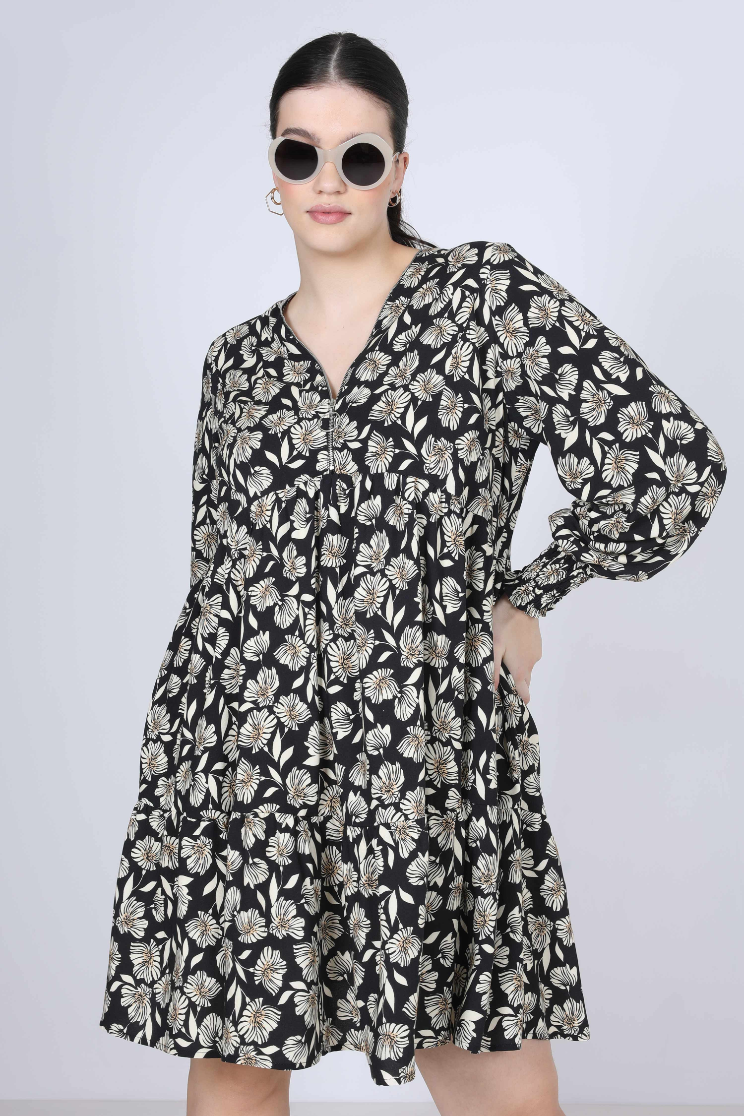Printed dress with zipped collar