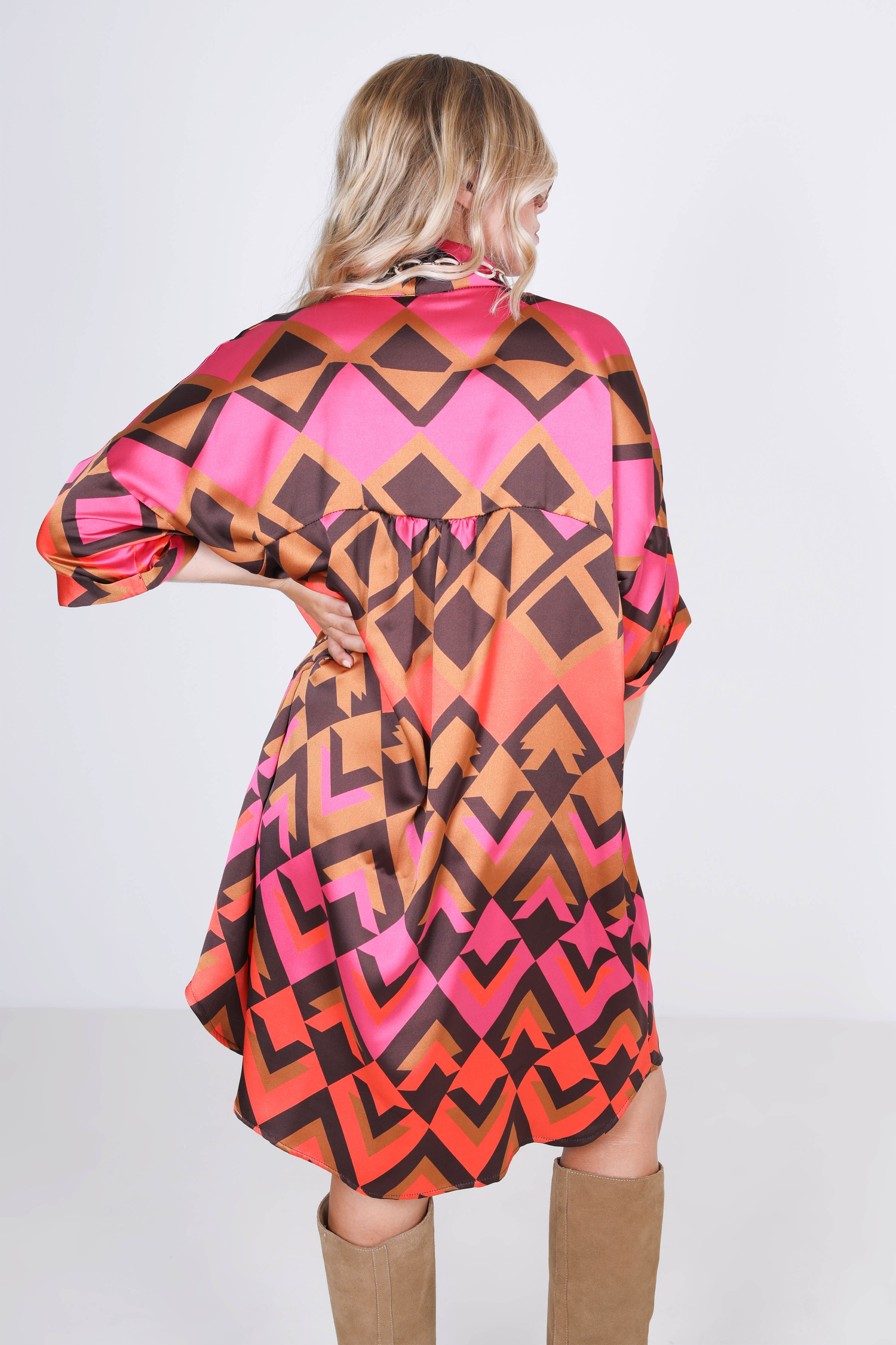 Robe en imprimé effet satiné