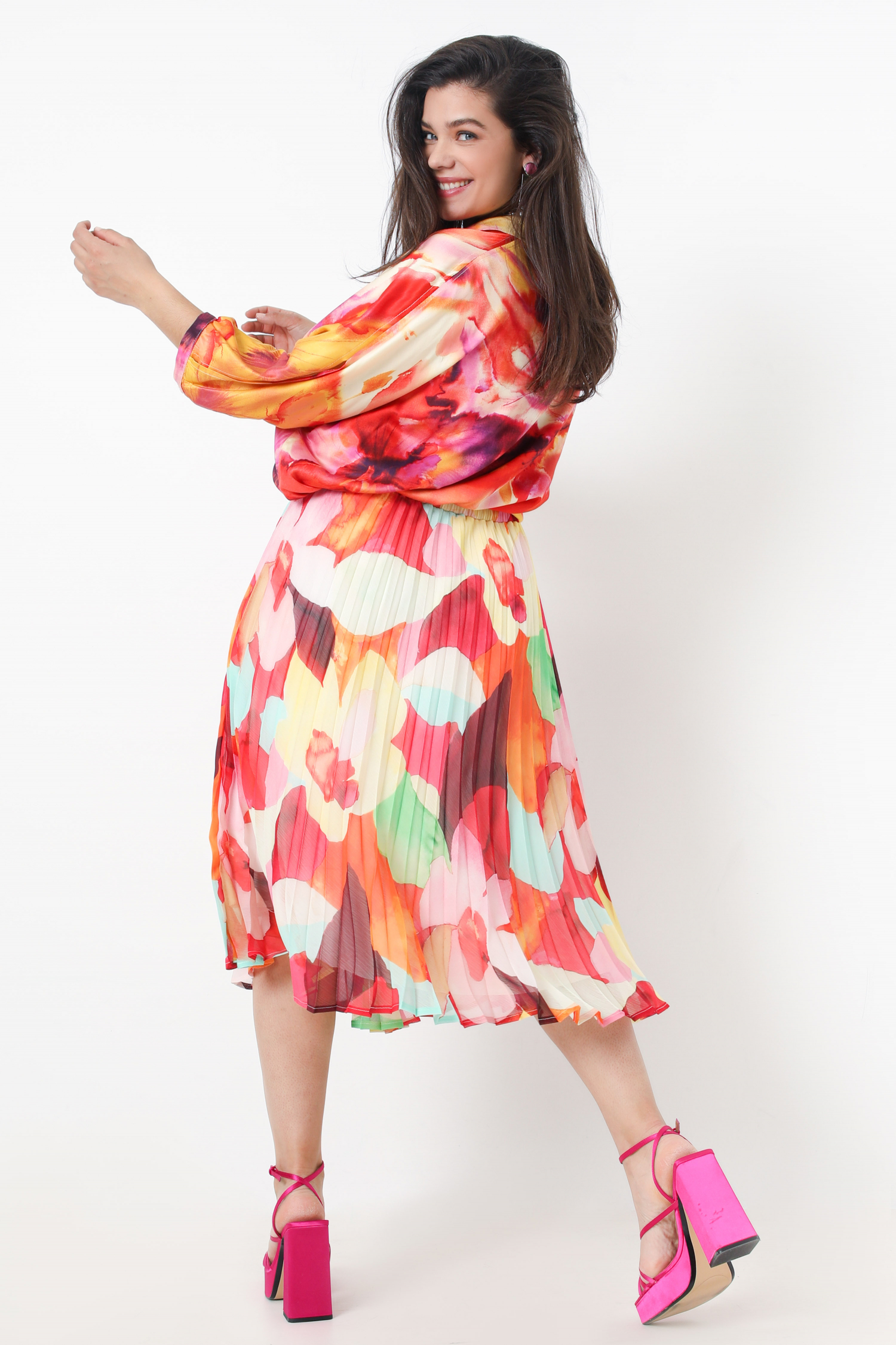 Pleated skirt in eco-responsible printed voile (expedition May 10/15)