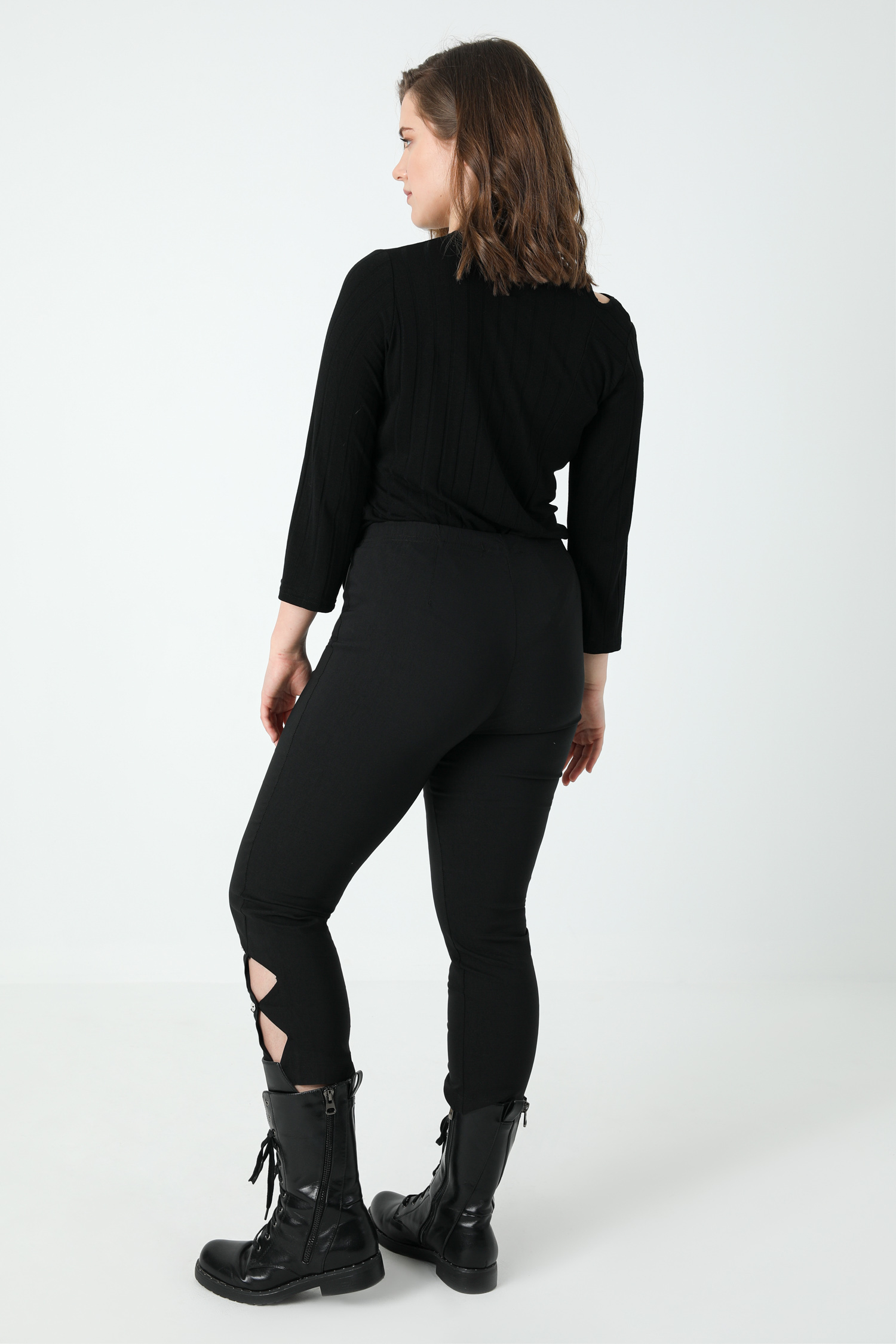Black-Front-Lace-Up-Eylet-Joggers – Hidden Fashion