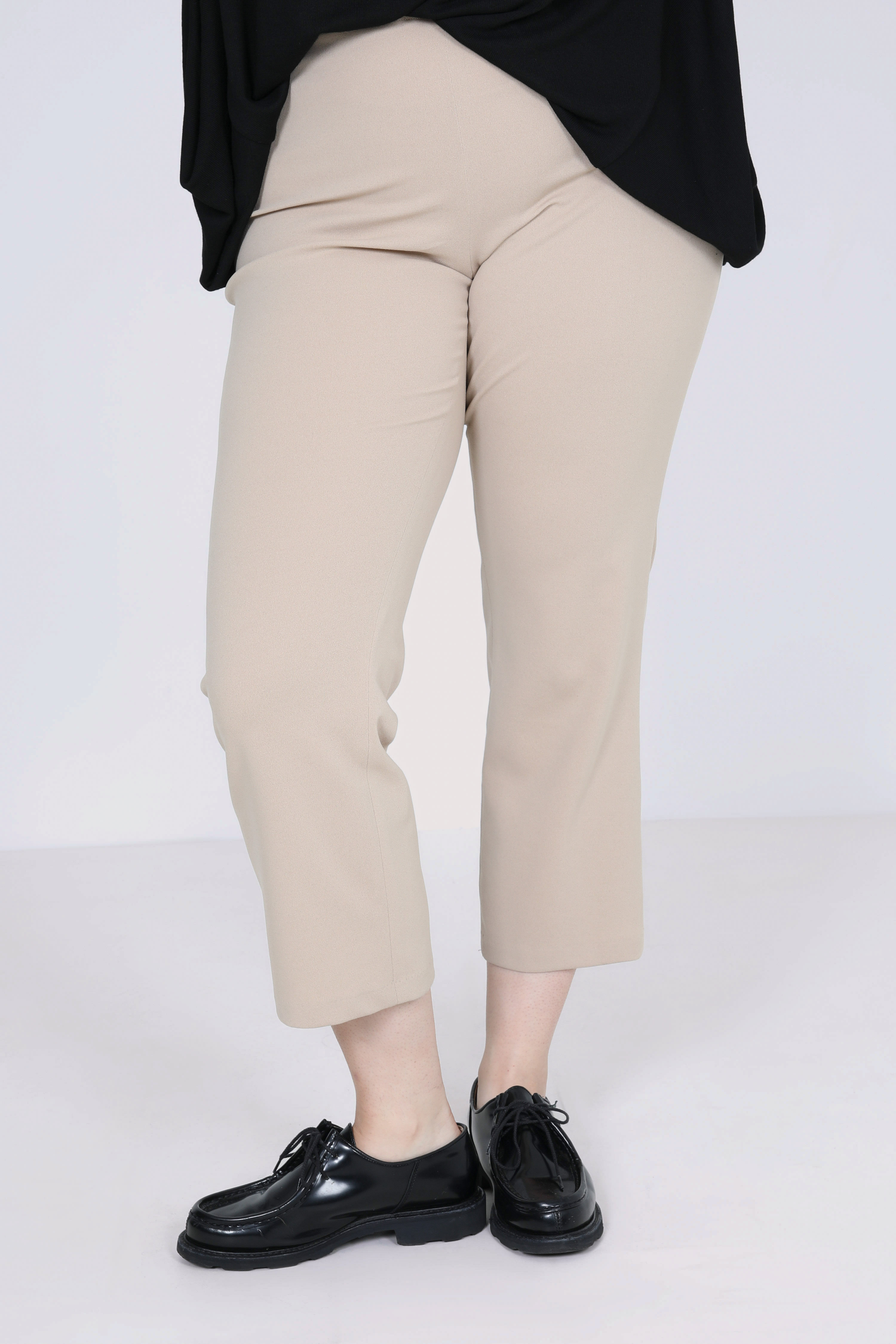 Pantalon tailleur droit uni