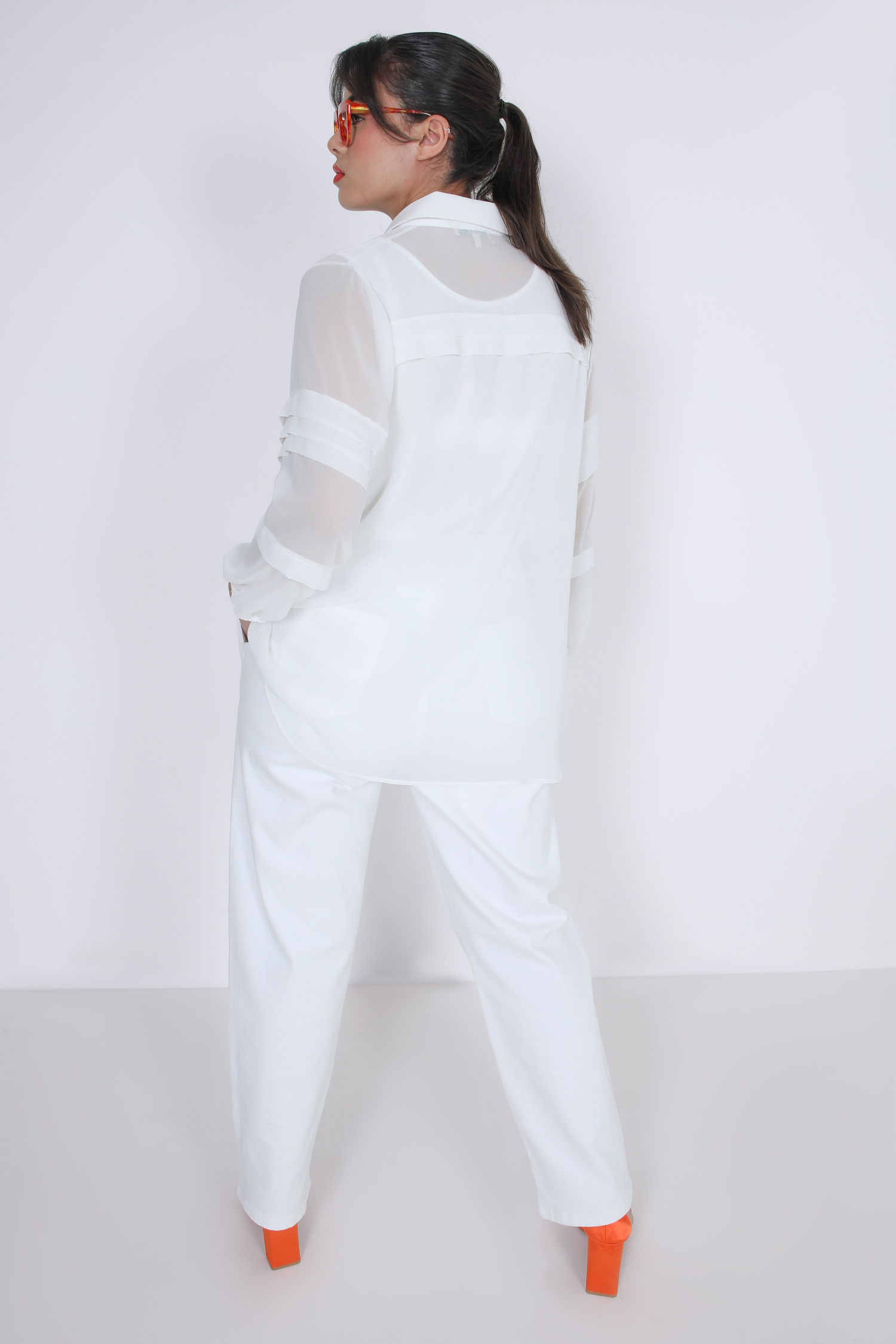 Plain voile shirt with a top underneath