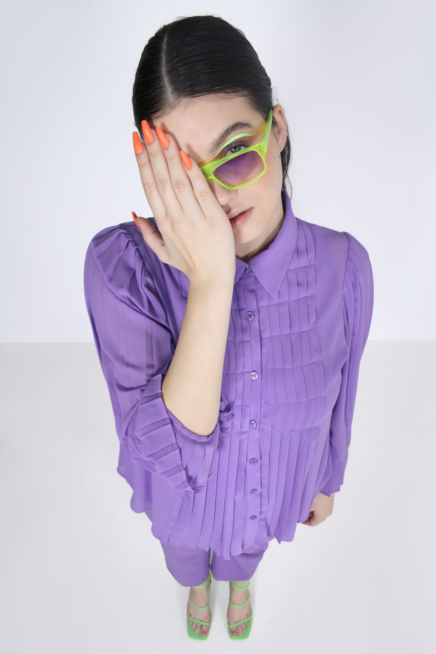 Plain voile shirt with pleated bib